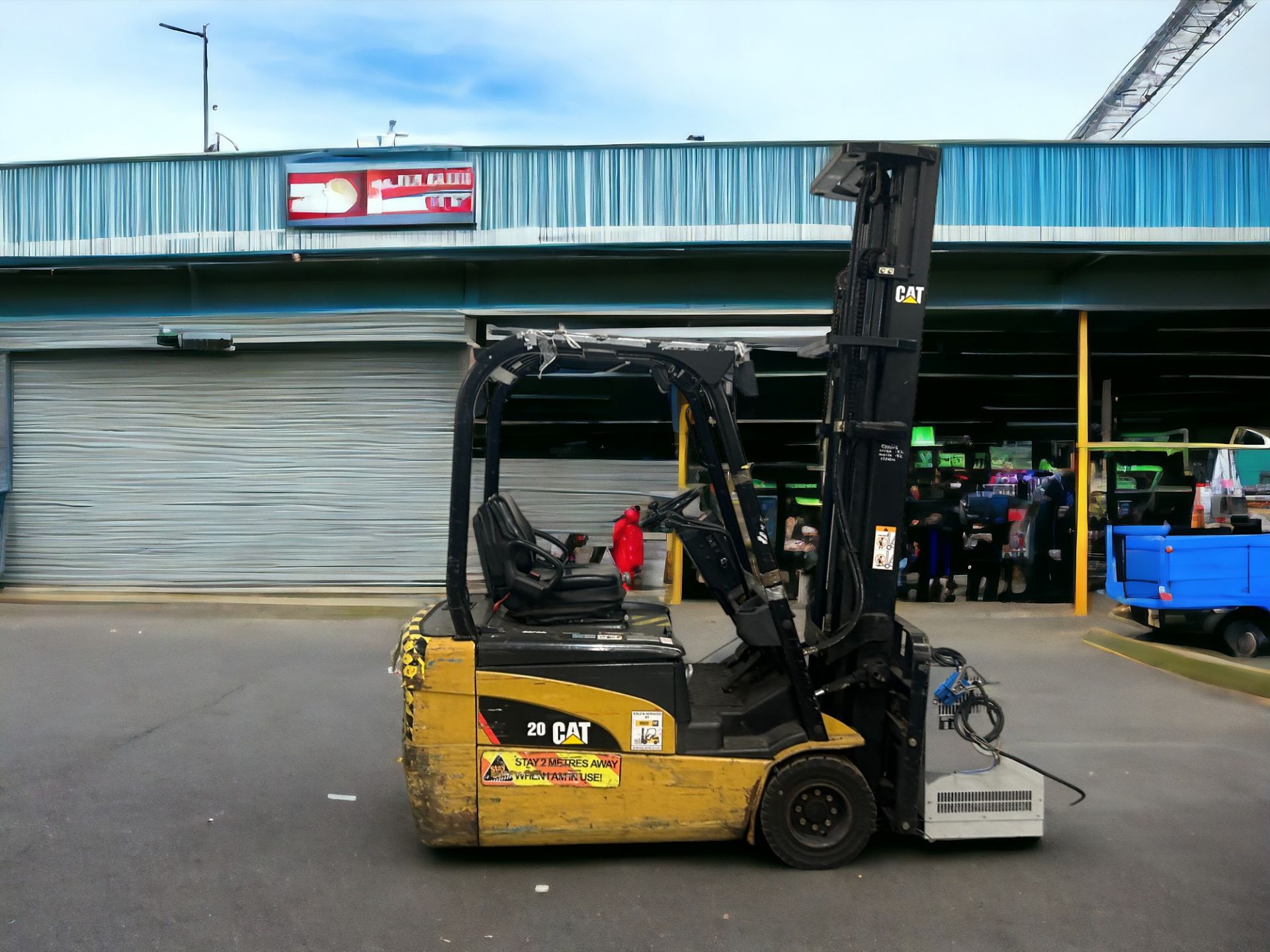 CAT EP20NT-48E ELECTRIC FORKLIFT - EFFICIENT MATERIAL HANDLING SOLUTION **(INCLUDES CHARGER)** - Bild 5 aus 6