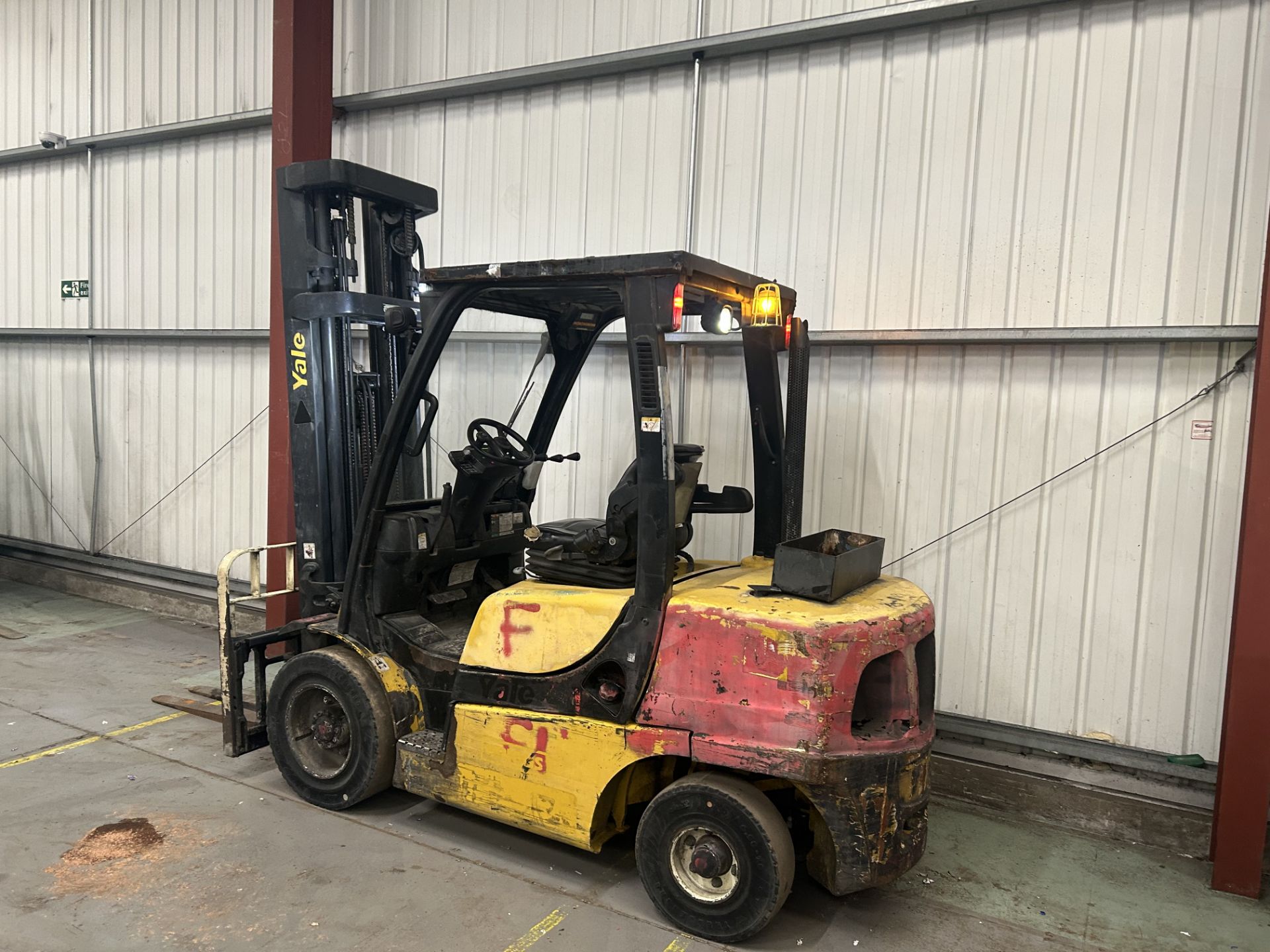 >>>SPECIAL CLEARANCE<<< DIESEL FORKLIFTS YALE GDP35VX - Image 4 of 6