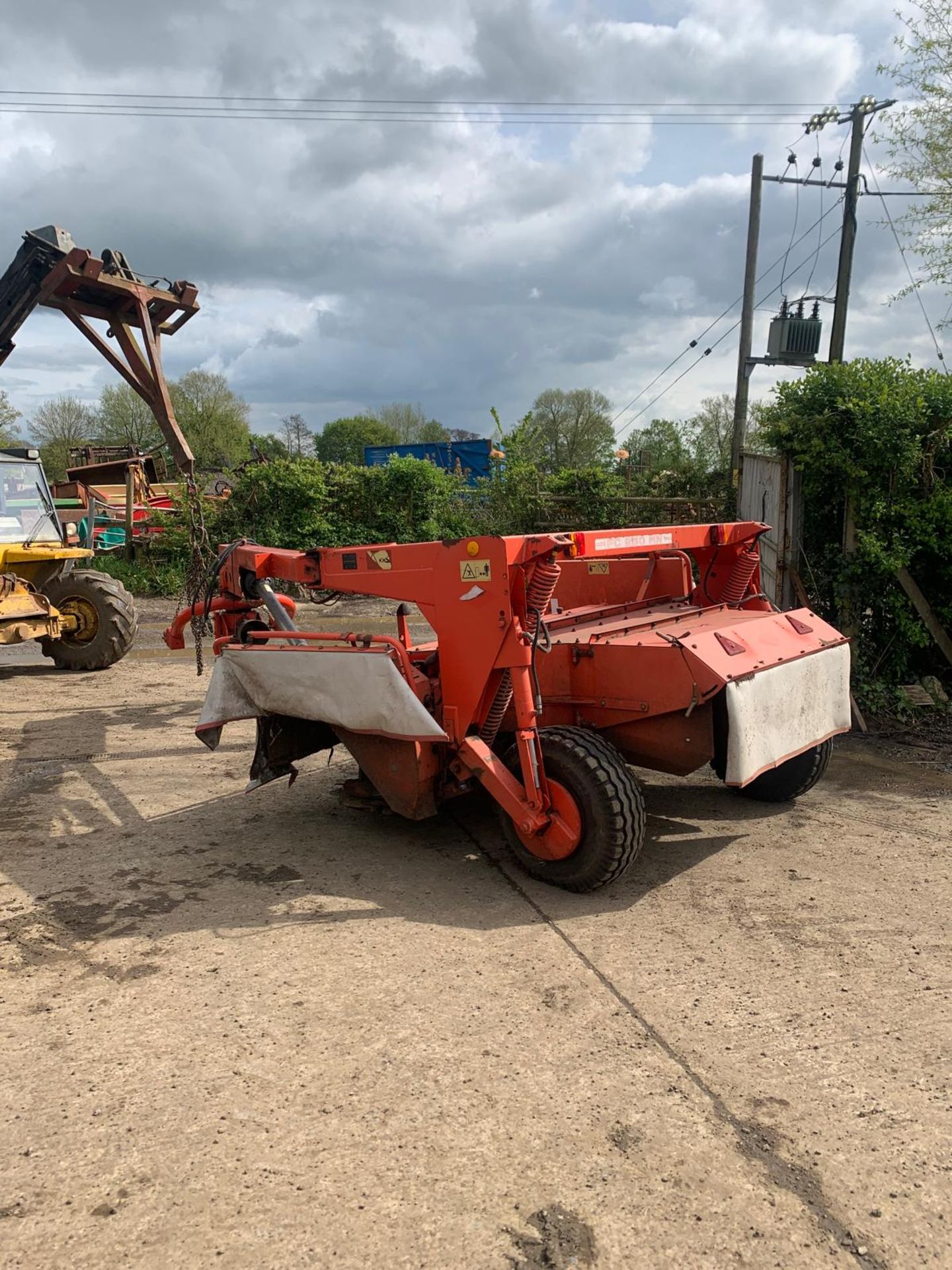 KUHN FC250 TRAILED MOWER - Image 2 of 7