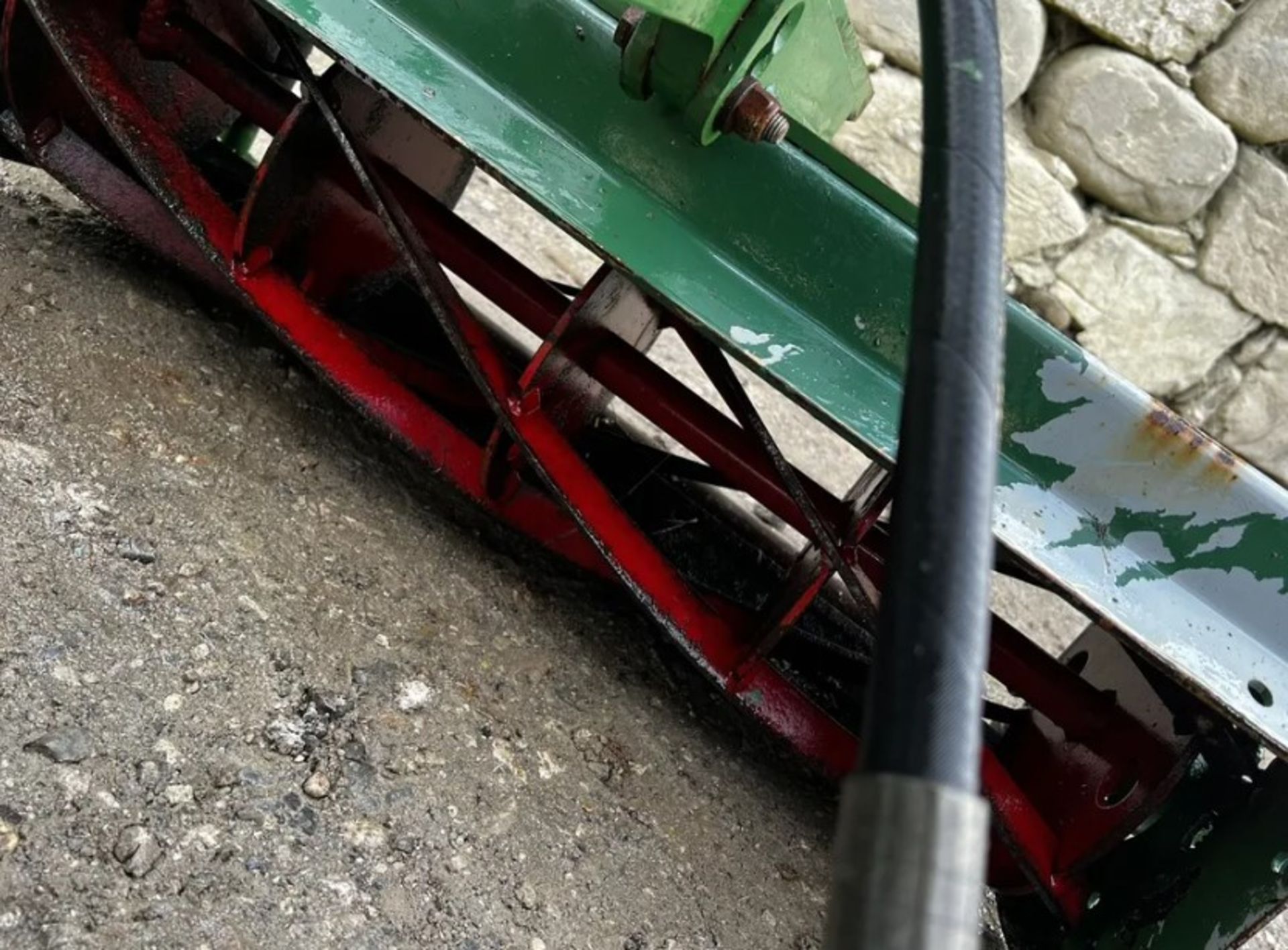 RANSOMES MOUNTED 214 GANG MOWER - PROFESSIONAL GRADE GRASS CUTTER - Image 2 of 6