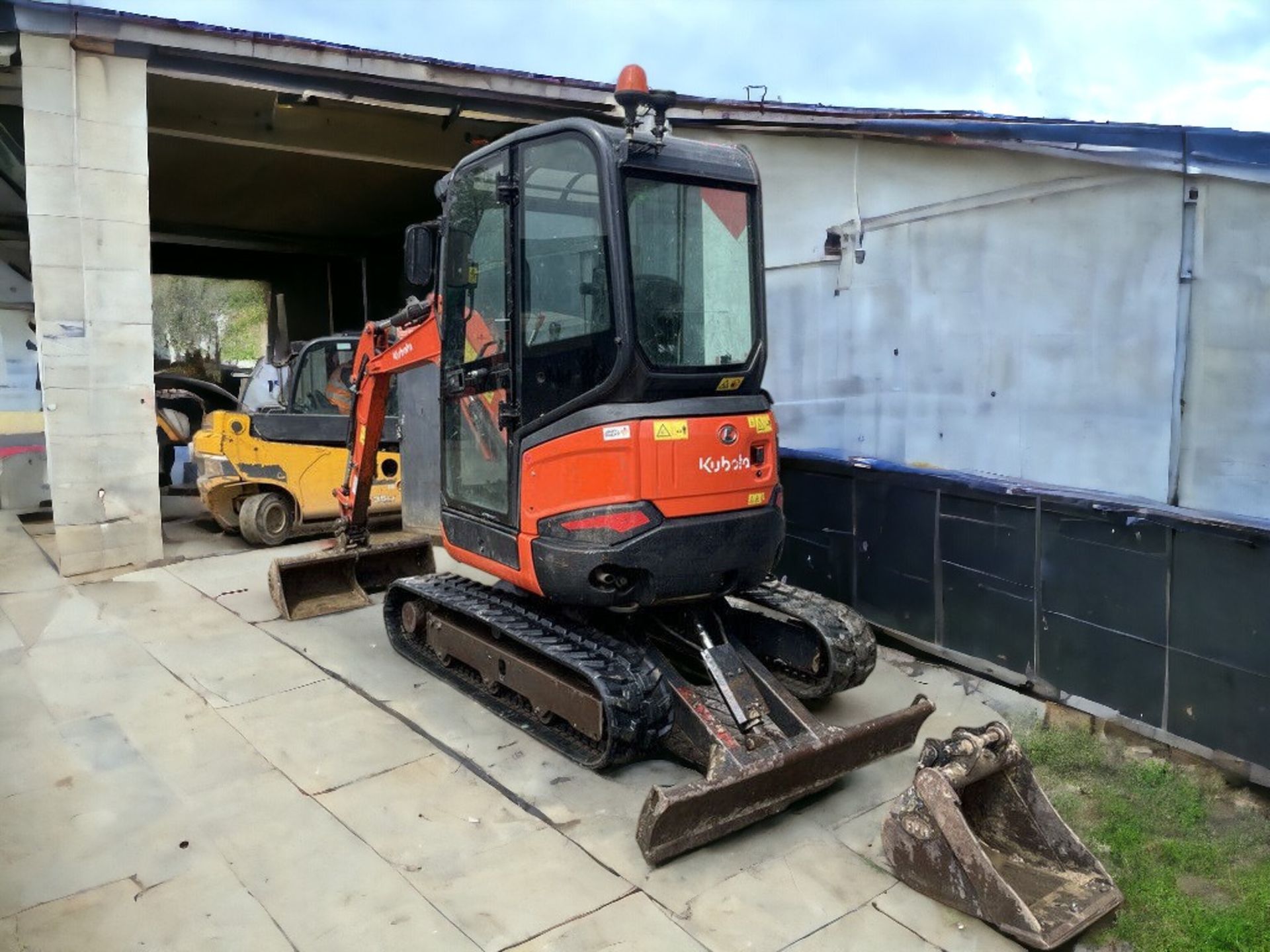 KUBOTA U27-4 MINI EXCAVATOR - Image 4 of 11