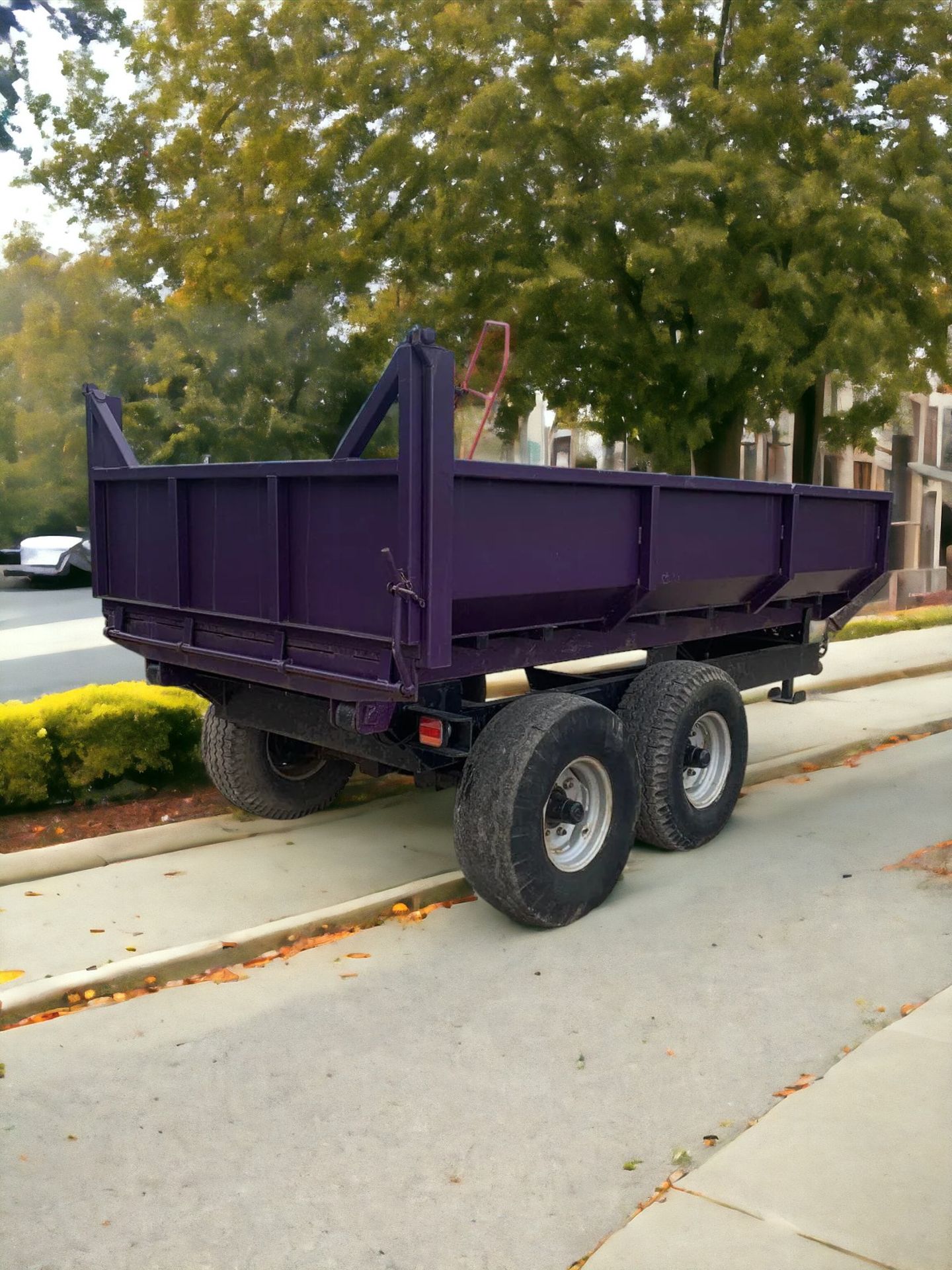 HEAVY-DUTY 8 TON TRAILER FOR ALL YOUR TRANSPORT NEEDS - Image 4 of 5