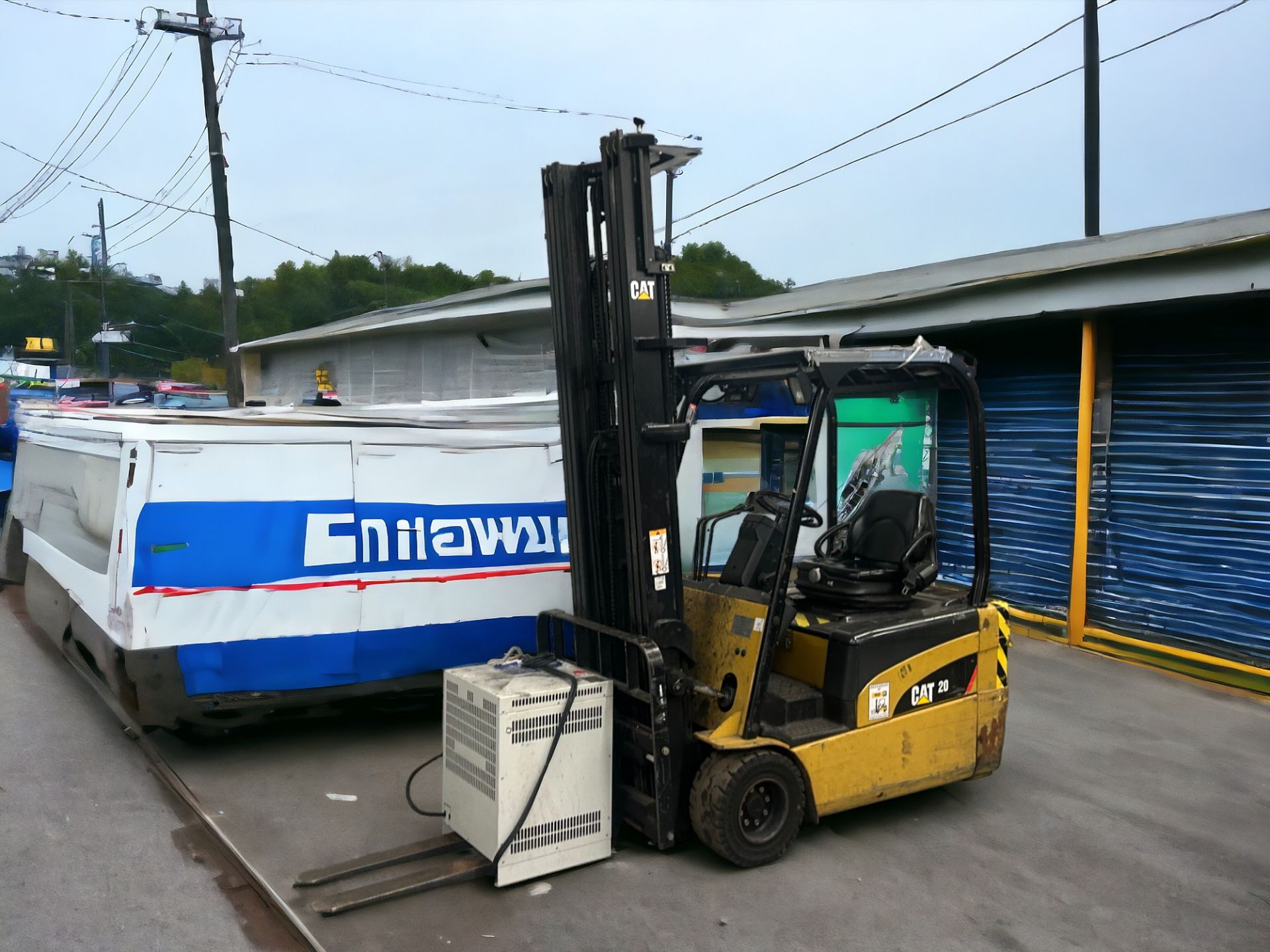 CAT EP20NT-48E ELECTRIC FORKLIFT - EFFICIENT MATERIAL HANDLING SOLUTION **(INCLUDES CHARGER)** - Bild 2 aus 6
