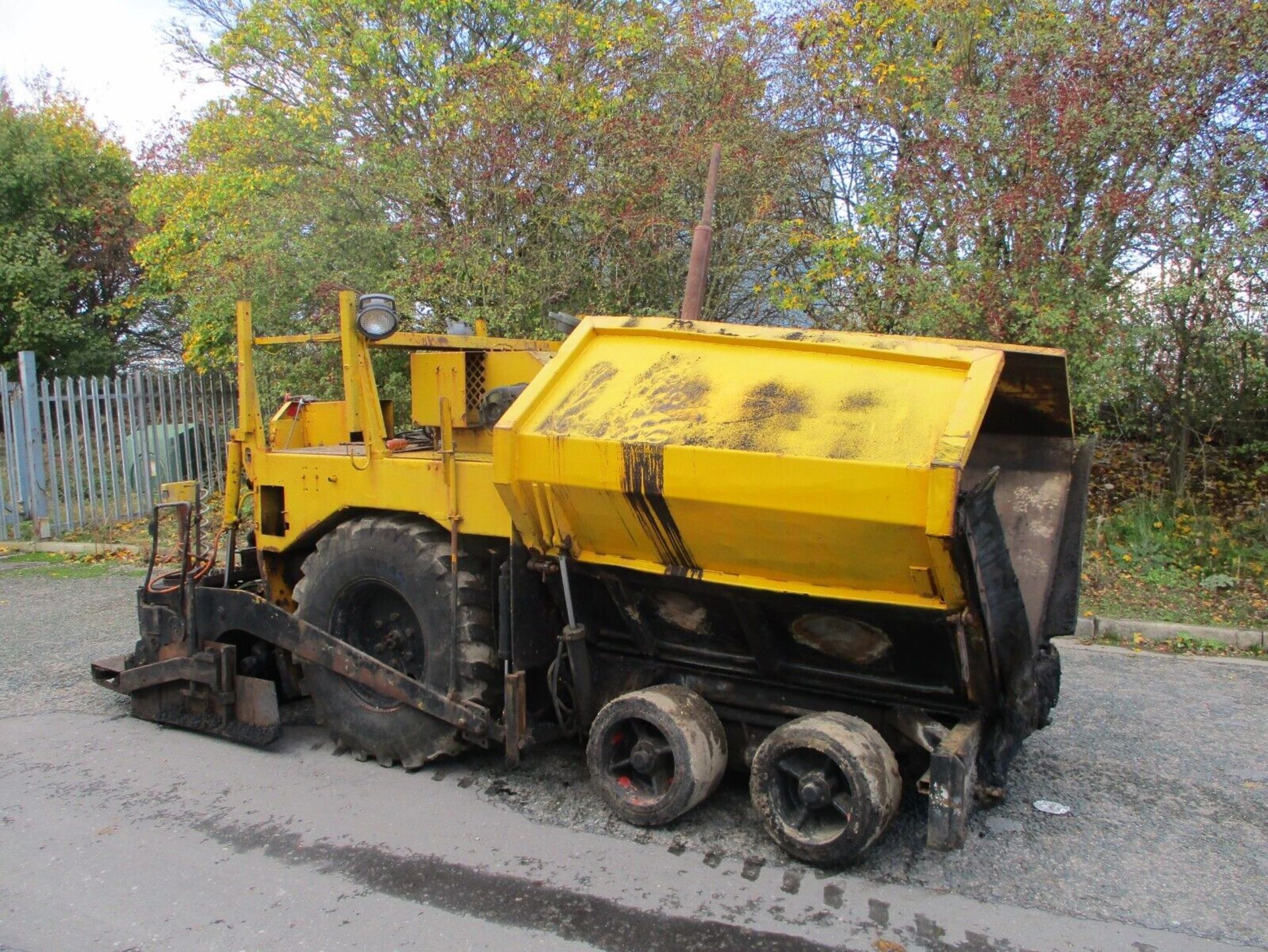 BITELLI BB30 TARMAC PAVER: PRECISION IN PAVING