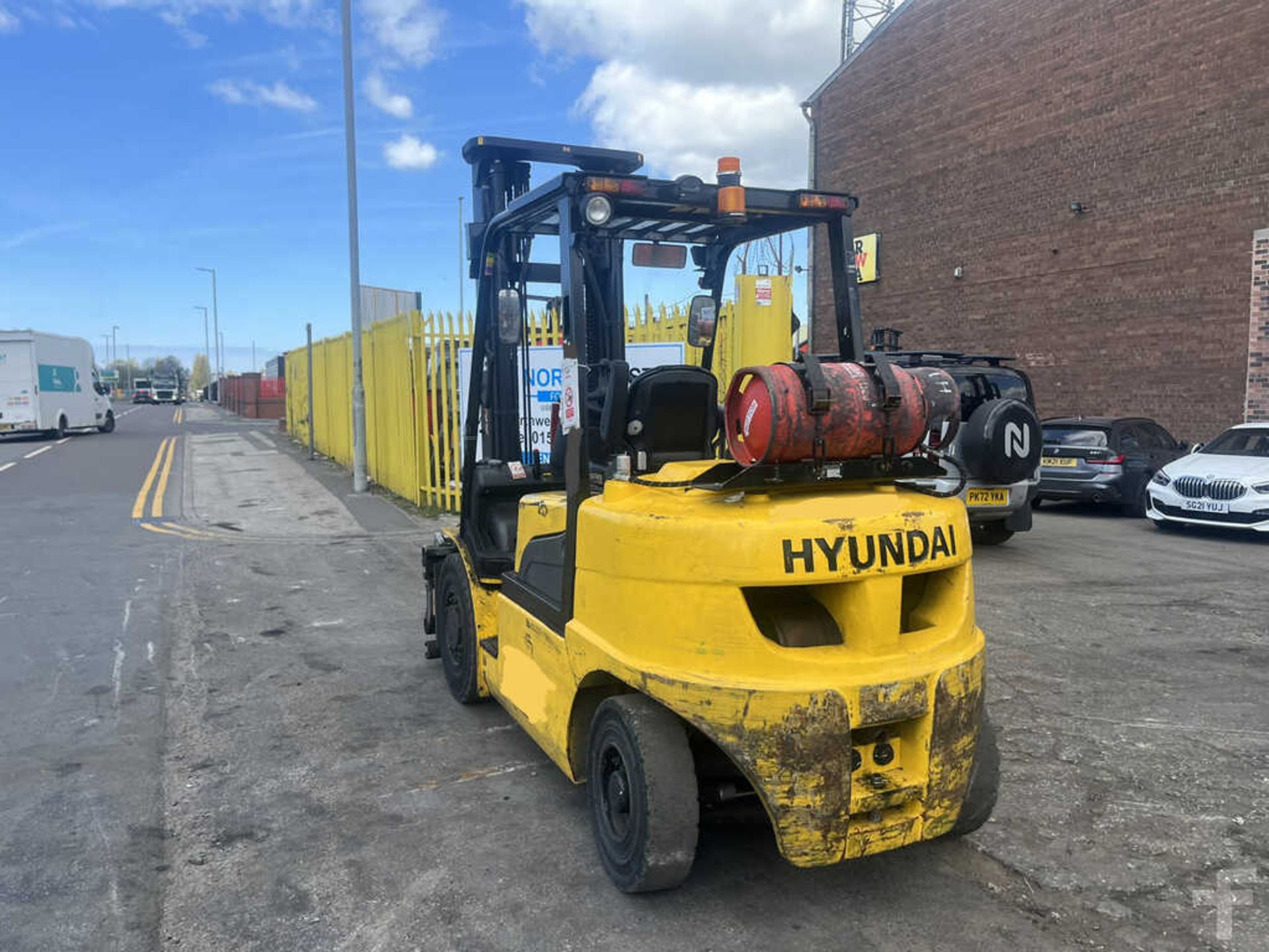 >>>SPECIAL CLEARANCE<<< 2016 LPG FORKLIFTS HYUNDAI 35L-7A - Image 3 of 5