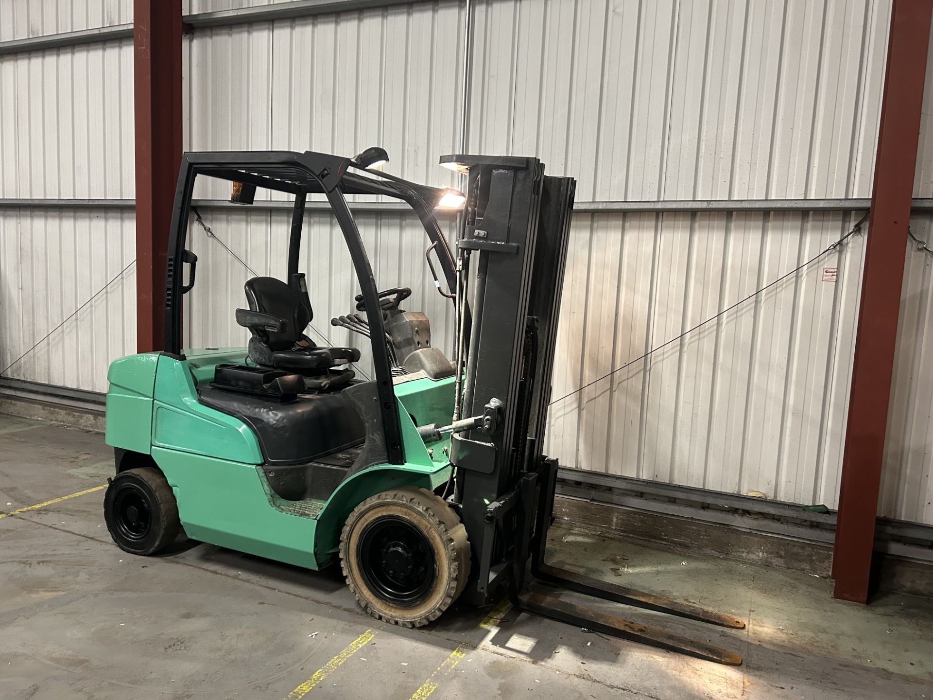 DIESEL FORKLIFTS MITSUBISHI FD25NT - Image 4 of 5