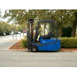BT ELECTRIC 3-WHEEL FORKLIFT - MODEL CBE1.6T (2002) **(INCLUDES CHARGER)**