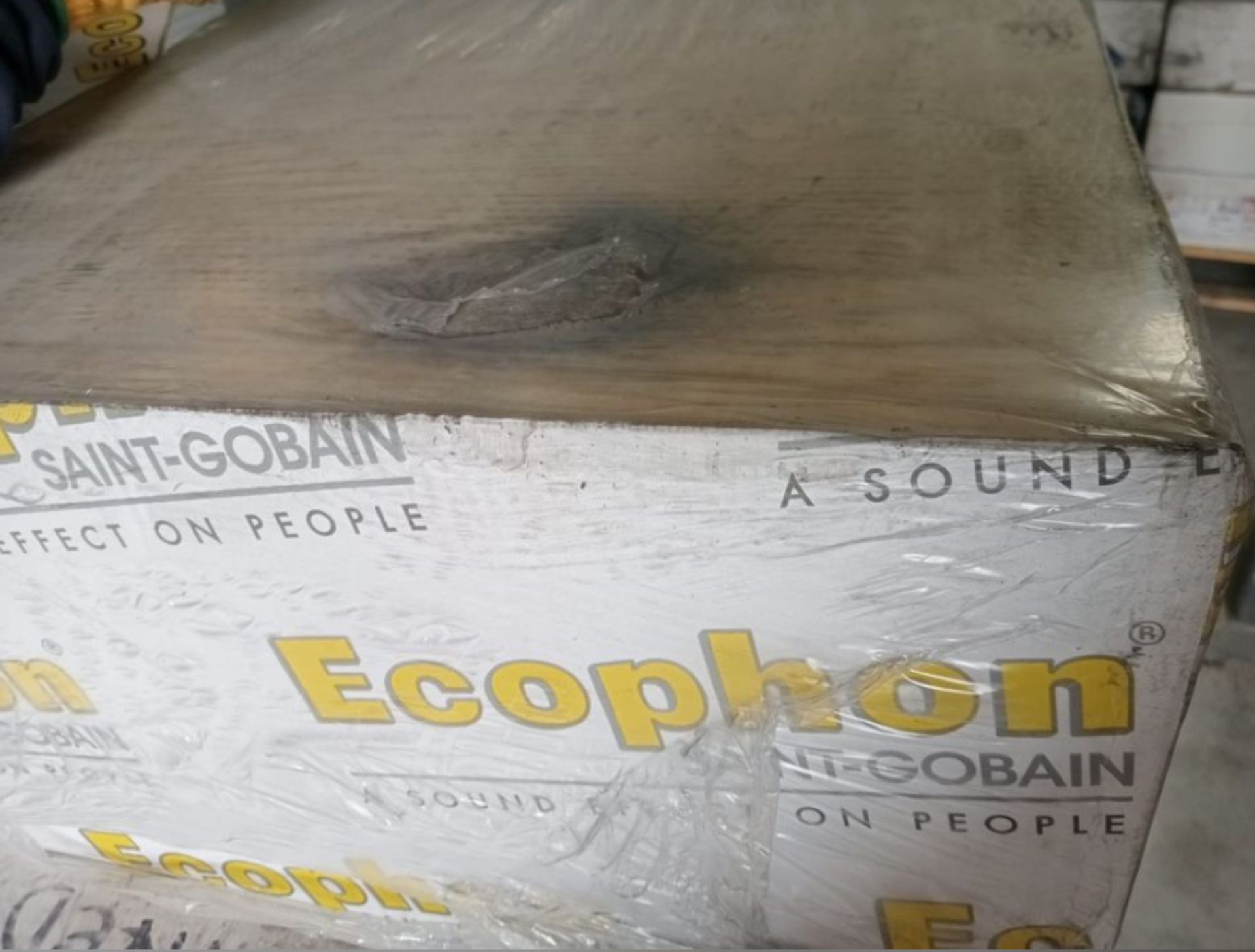 JOBLOT OF 5 BOXES ECOPHON ACOUSTIC CEILING TILES GRADE B - FOCUS LP TECHNICAL TILE - Image 5 of 5