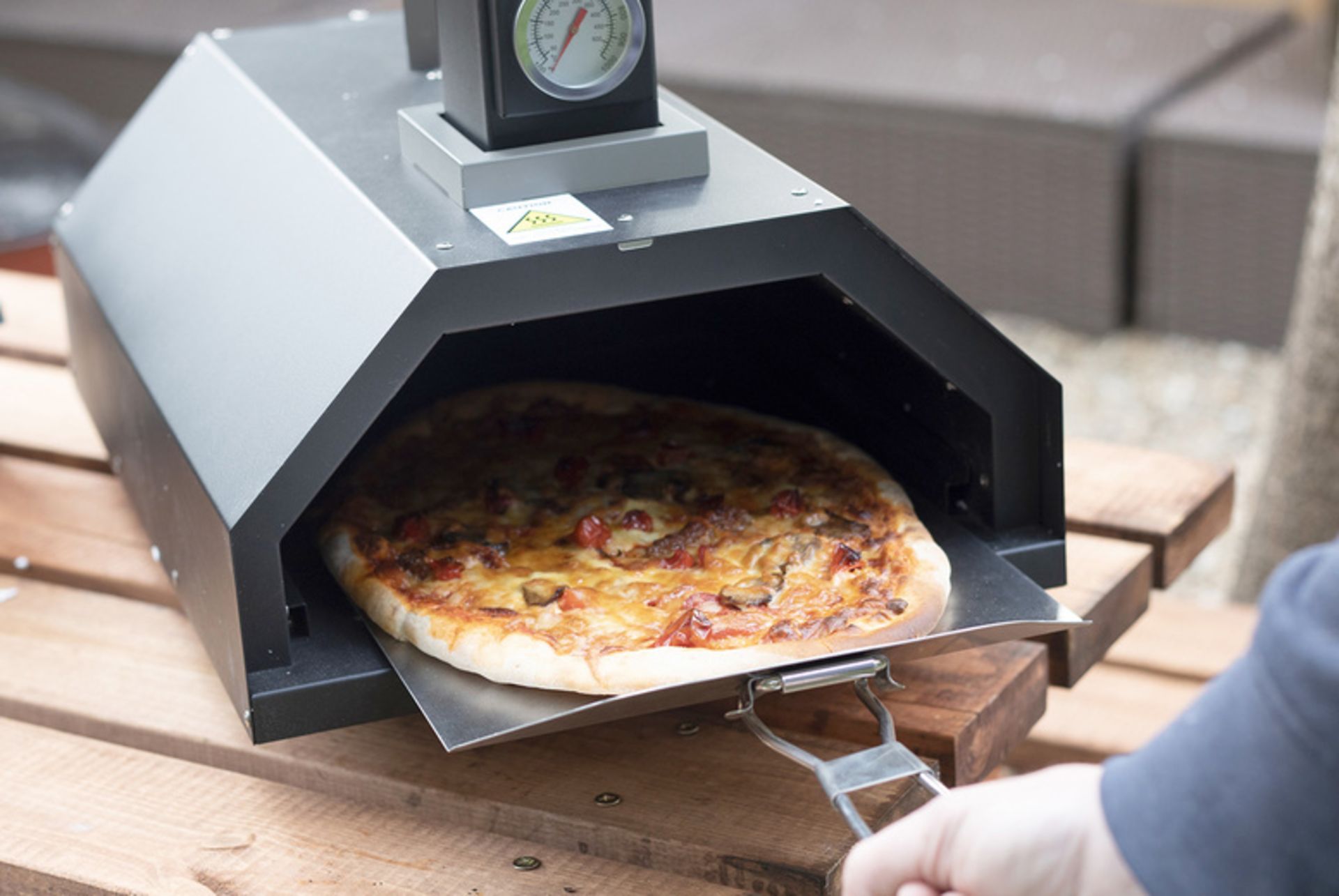 FREE DELIVERY - WOOD FIRED PIZZA OVEN - WITH PADDLE, PIZZA STONE AND COVER