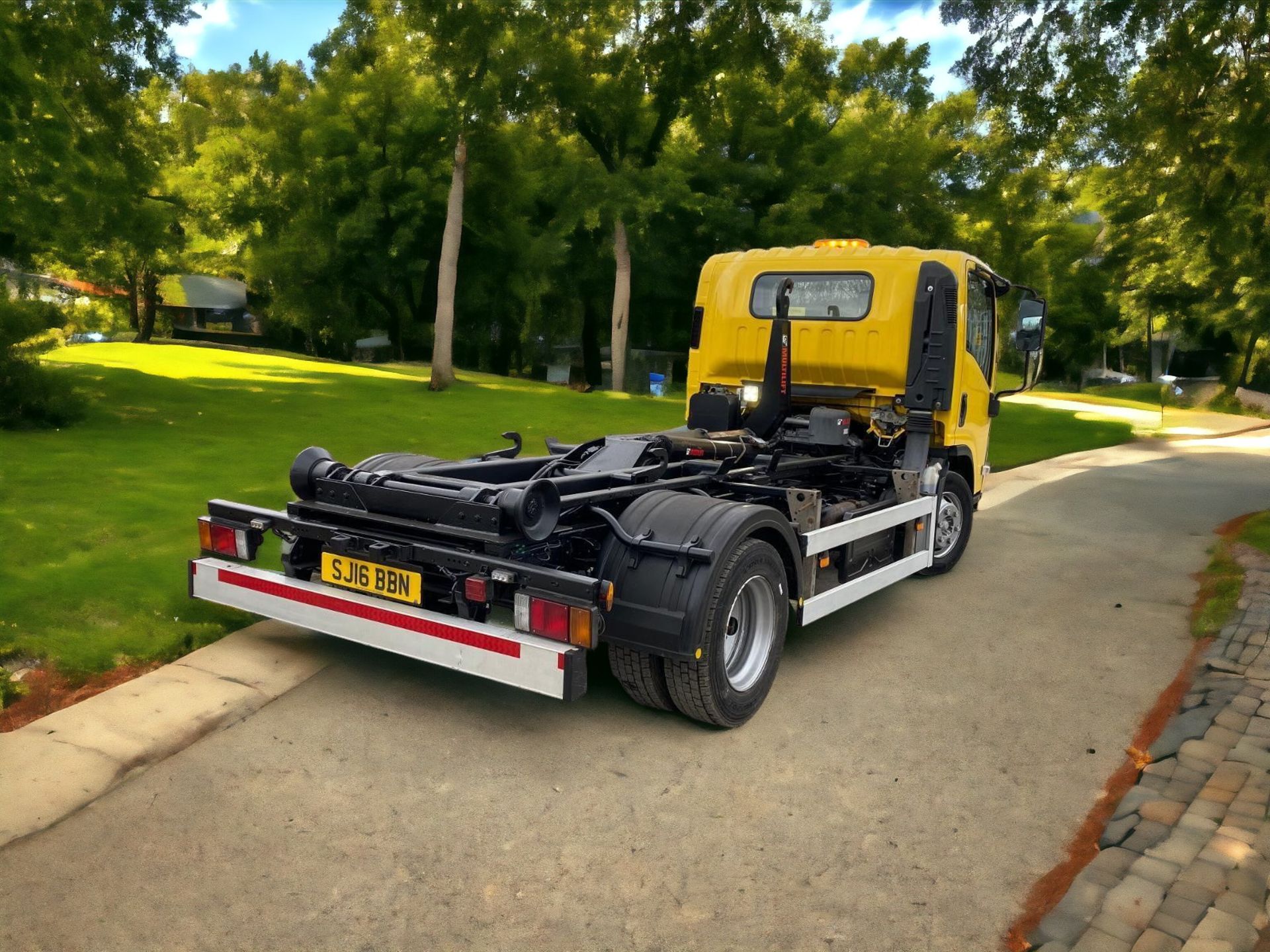 2016 ISUZU TRUCKS FORWARD N75.150 AUTO MULTILIFT XR5S HOOK LOADER/TIPPER >>--NO VAT ON HAMMER--<< - Image 7 of 12