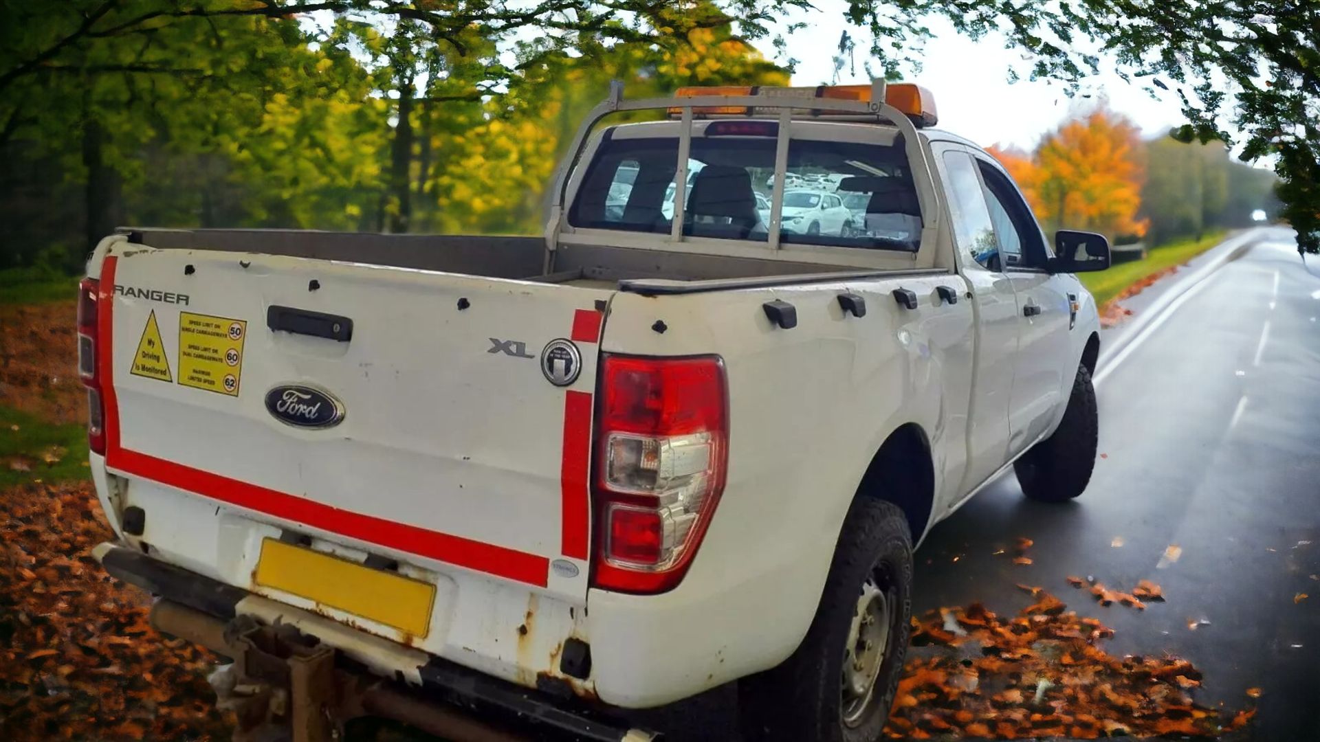 FORD RANGER XL SUPER CAB 4X4 PICKUP: BUILT TOUGH FOR EVERY ADVENTURE - Image 4 of 9