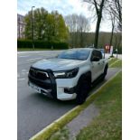 TOYOTA HILUX INVINCIBLE X 2023 - LIKE NEW ONLY 6K MILES!!