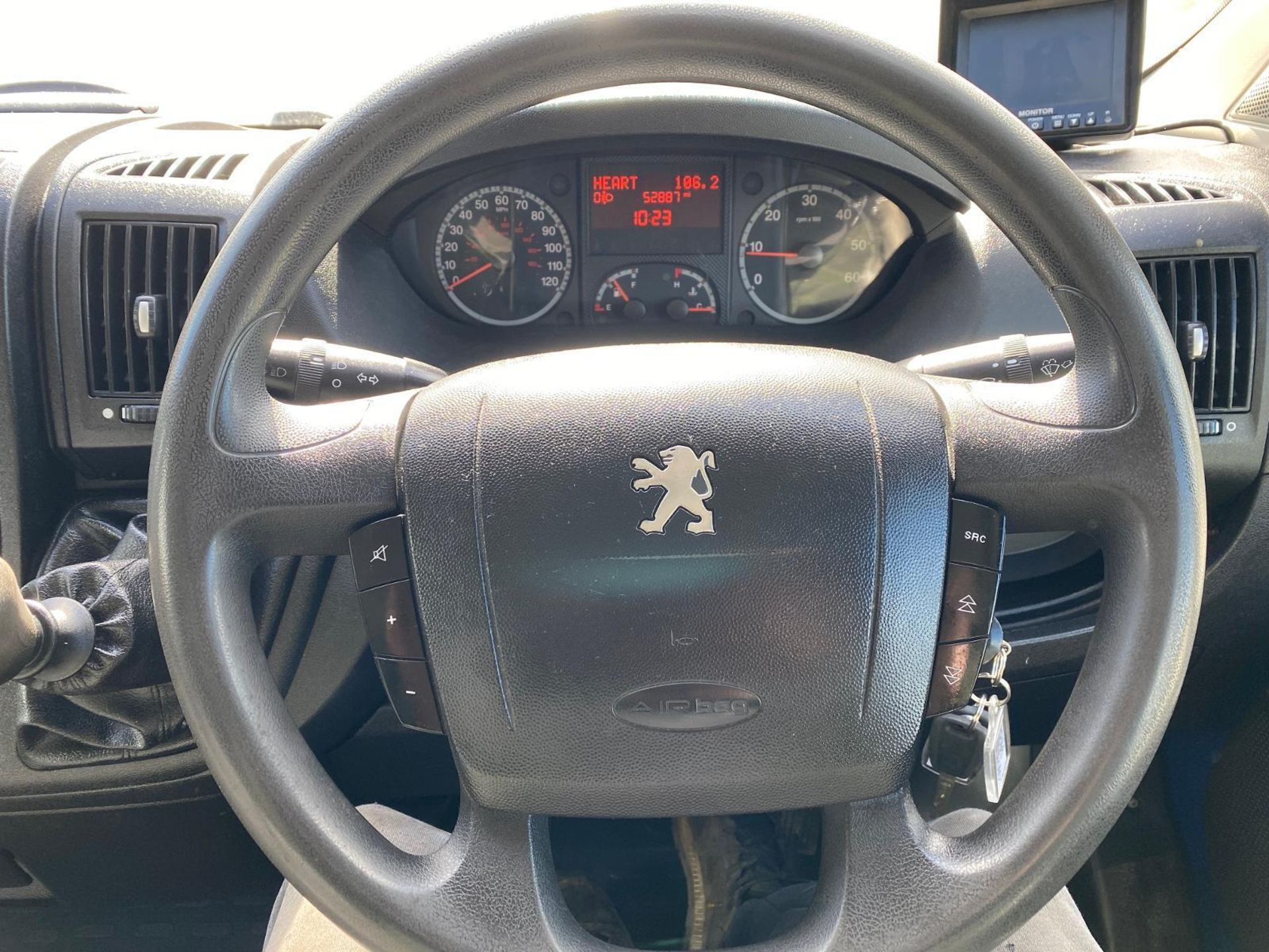 2014 PEUGEOT BOXER 2.2 DROPWELL MAXI LOLOADER LUTON >>--NO VAT ON HAMMER--<< - Image 11 of 14