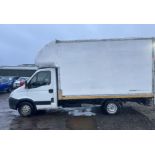 EFFICIENT HAULING: AUTOMATIC IVECO DAILY 35S11 LUTON - MOT: AUGUST 2024 - NO VAT ON HAMMER