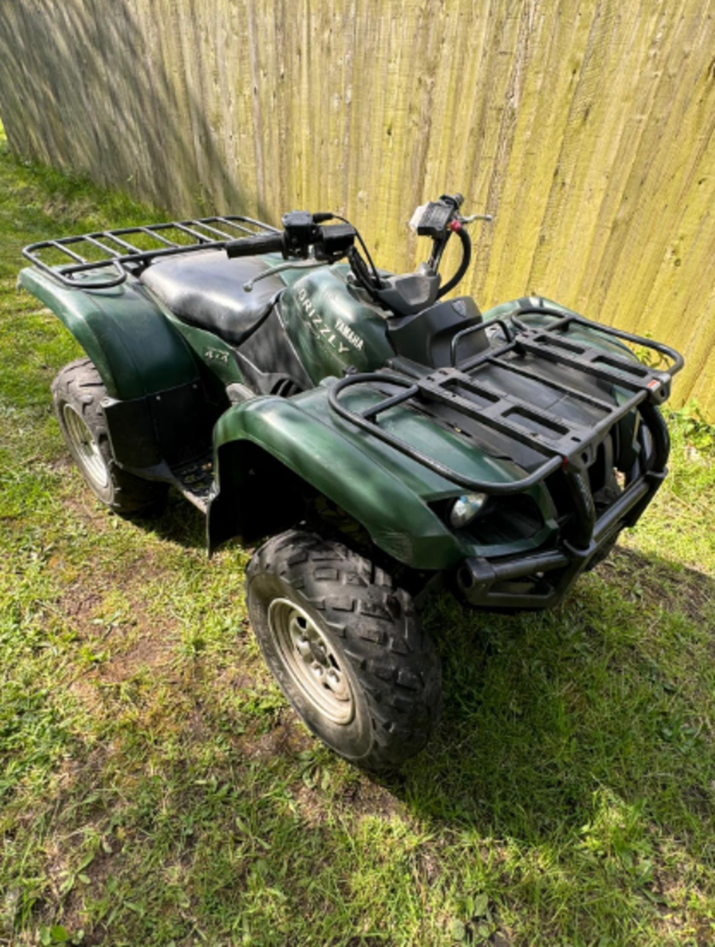 IMPECCABLE YAMAHA GRIZZLY 660 4X4: LOW HOURS, HIGH PERFORMANCE