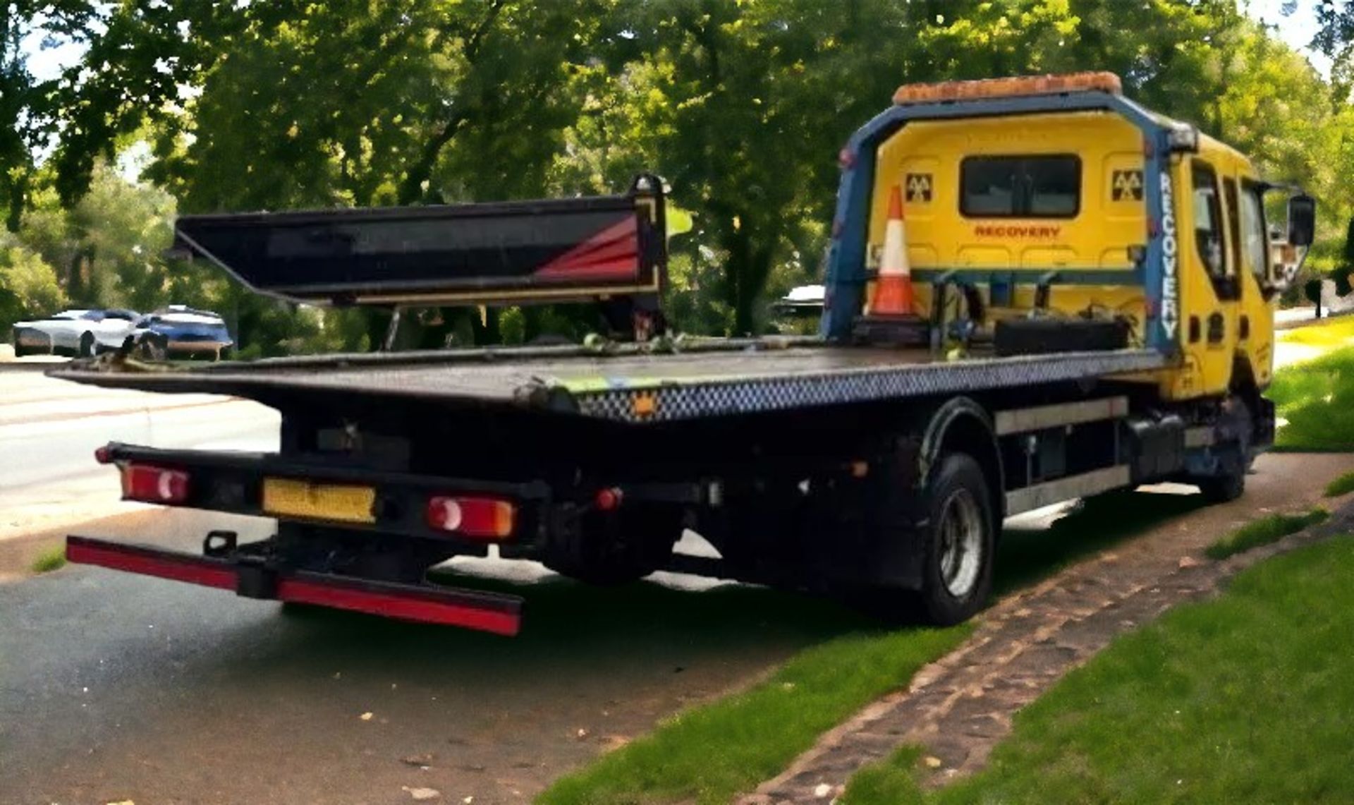 2002 RENAULT MIDLUM 10-TON CREW CAB TILT 'N' SLIDE >>--NO VAT ON HAMMER--<< - Image 5 of 13