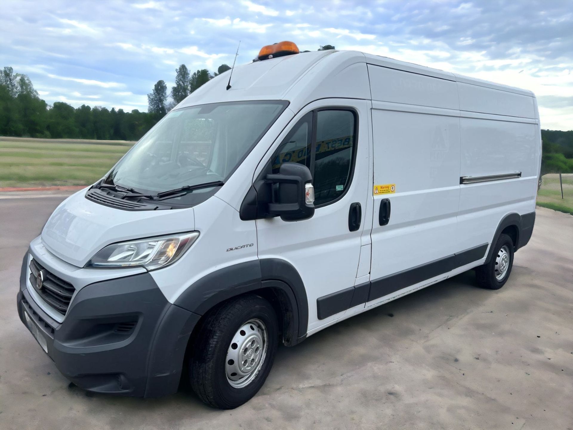 2017 FIAT DUCATO LWB L3 H2 PANEL VAN: READY FOR YOUR NEXT ADVENTURE - Bild 4 aus 15