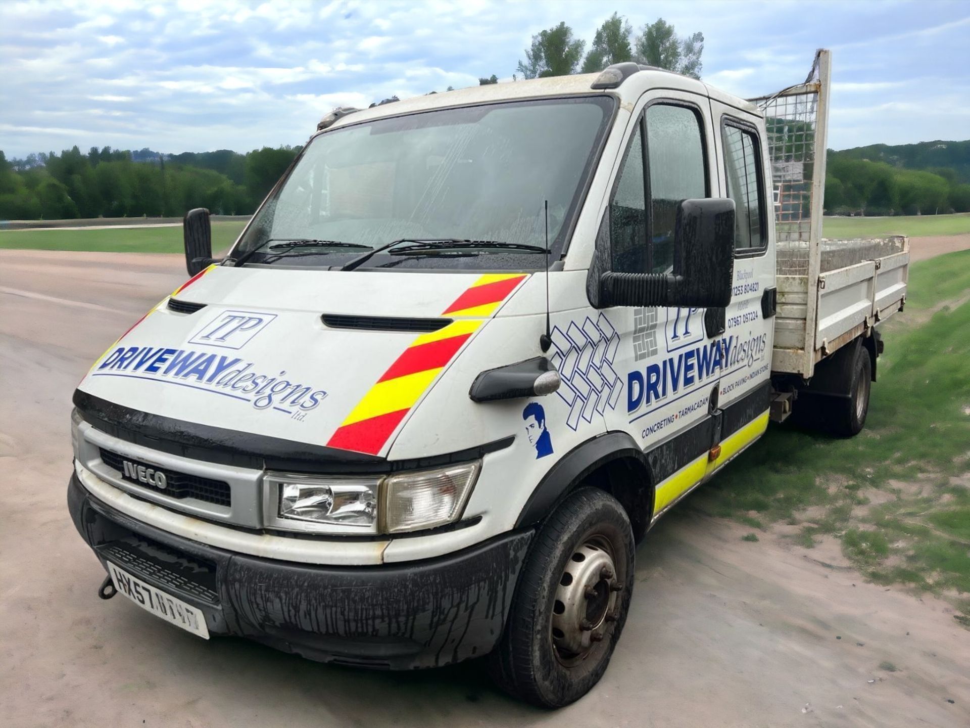 **SPARES OR REPAIRS** 2007 VECO DAILY 7 TON CREWCAB TIPPER >>--NO VAT ON HAMMER--<< - Image 3 of 14