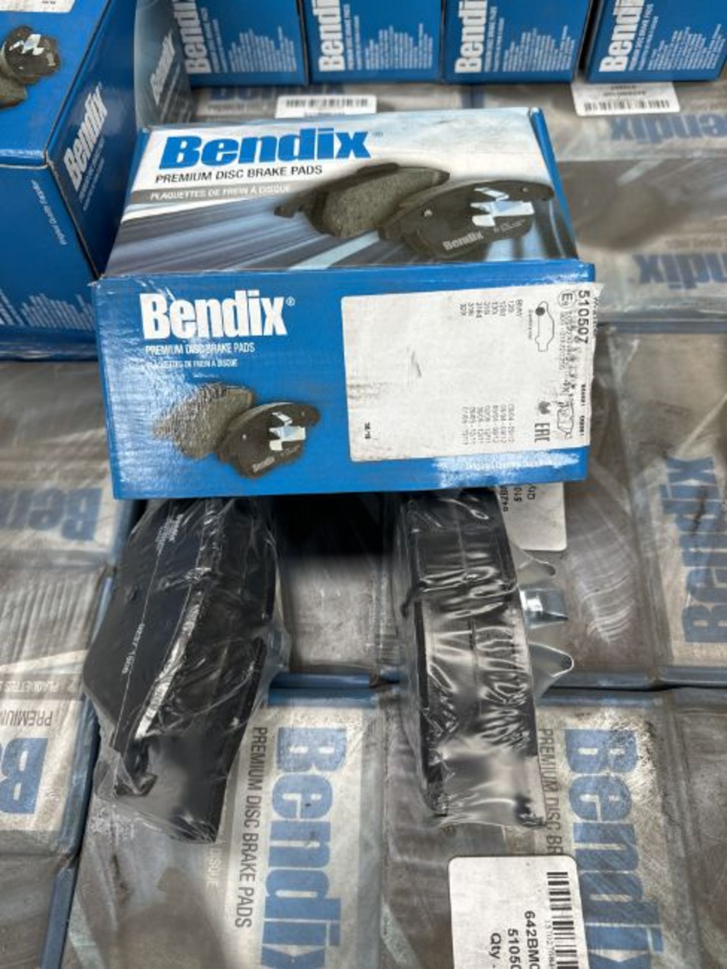 PALLET OF X377 BRAND NEW BENFIX BRAKE PAD SETS - Image 2 of 2