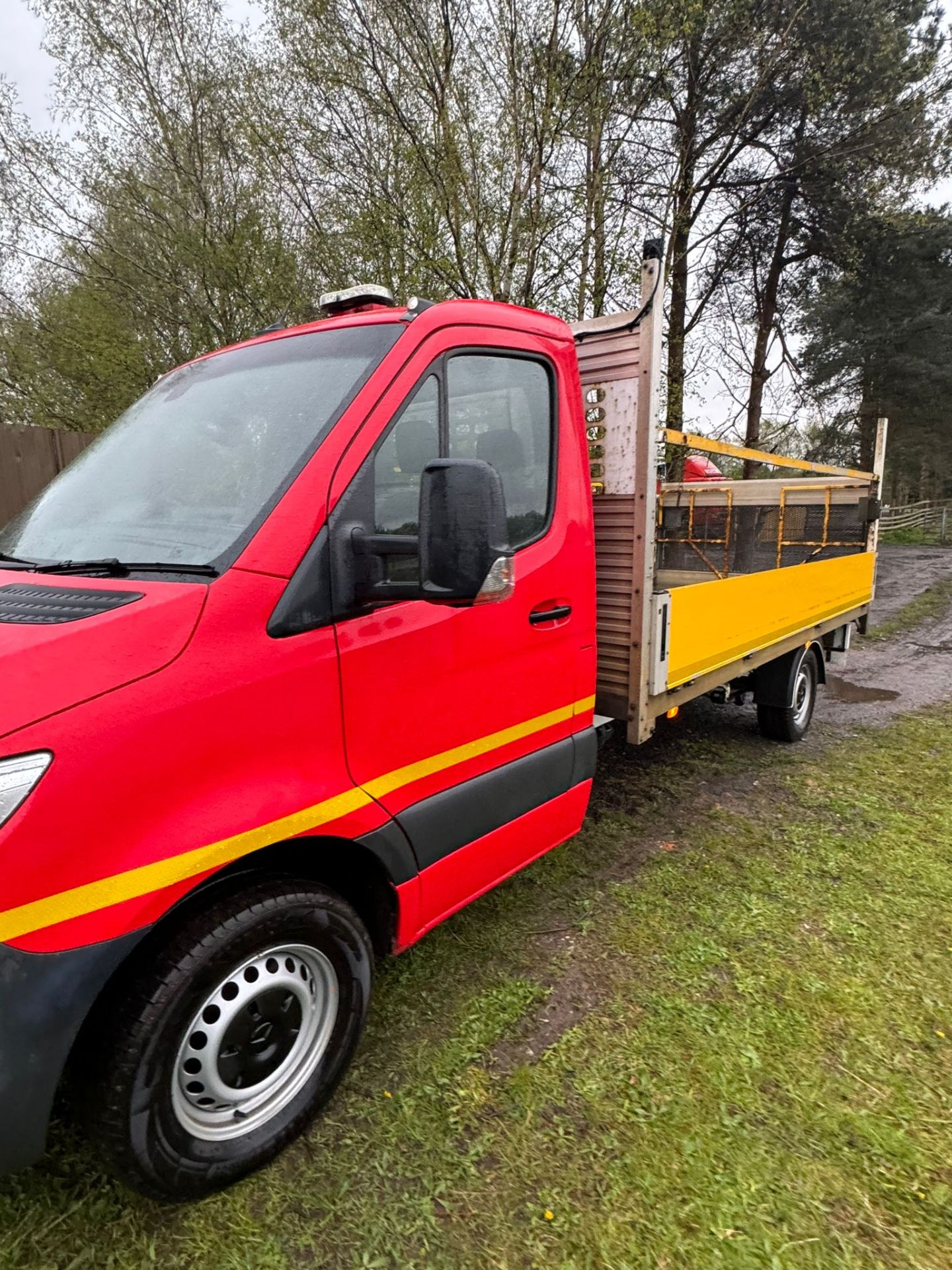 >>>SPECIAL CLEARANCE<<< 2019 MERCEDES SPRINTER DROP SIDE -TAIL LIFT **ONLY 94K MILES - Bild 2 aus 17