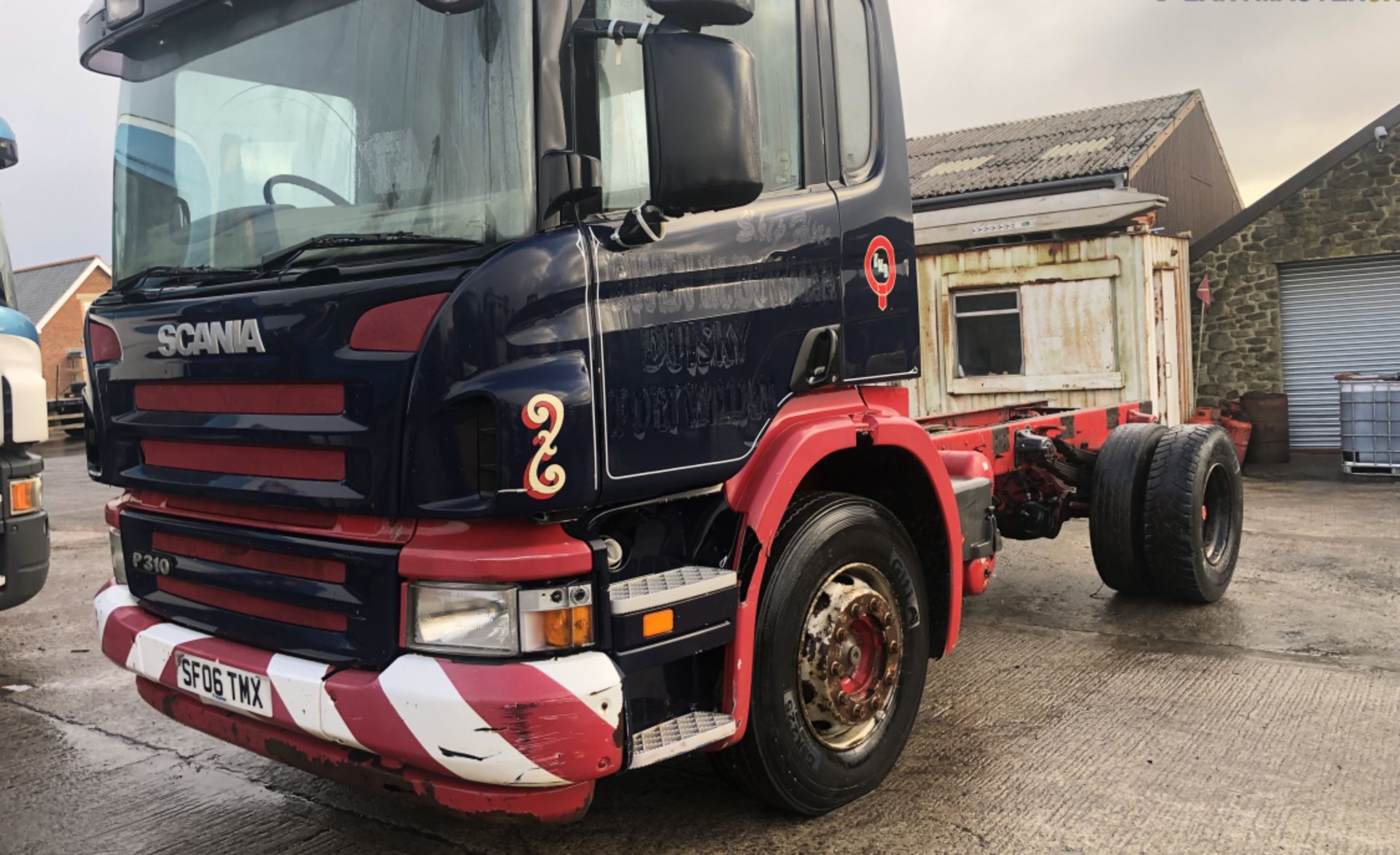 SCANIA P310 CAB AND CHASSIS - Image 2 of 13