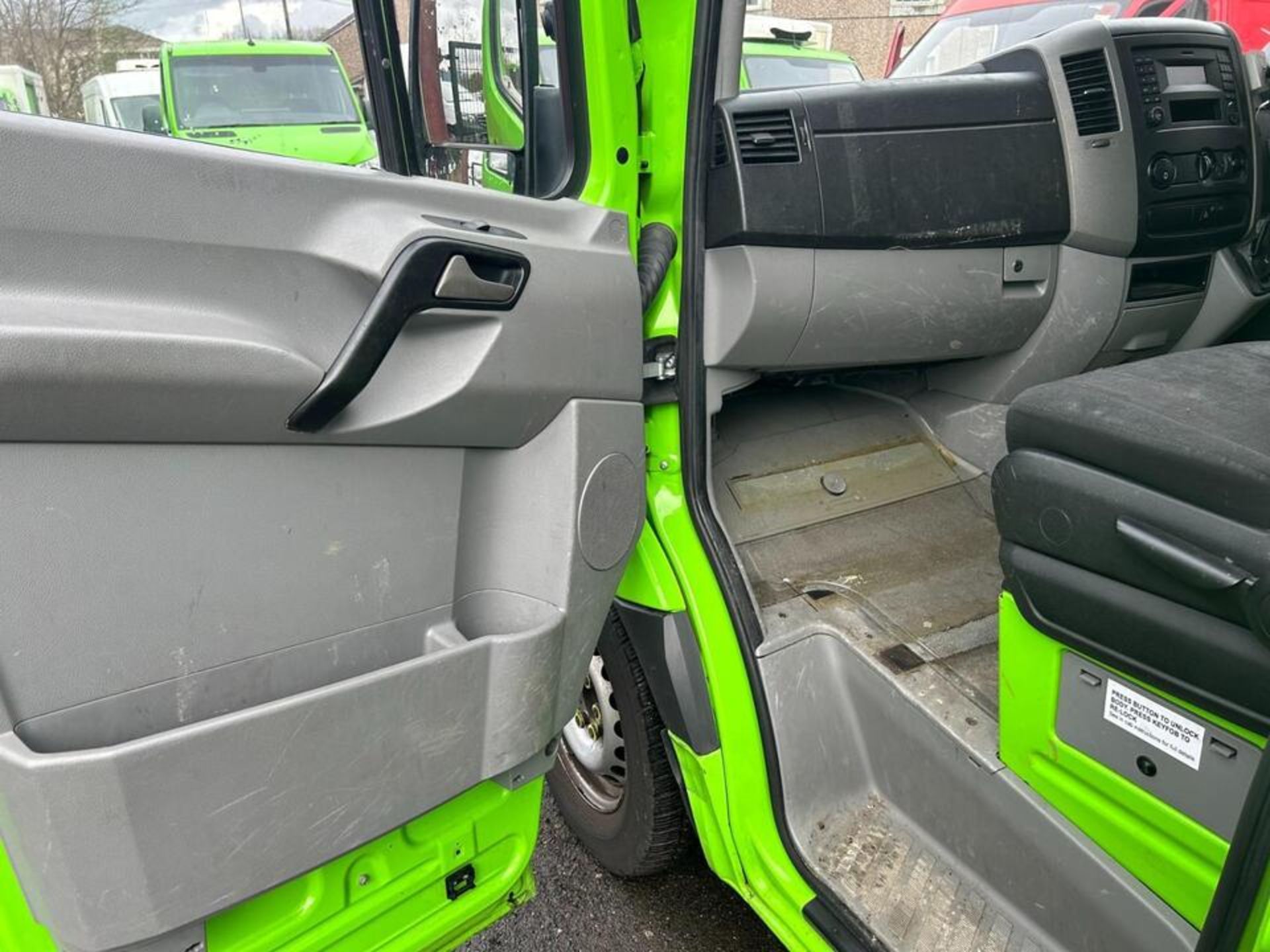 >>>SPECIAL CLEARANCE<<< 2018 MERCEDES-BENZ SPRINTER 314 CDI FRIDGE FREEZER CHASSIS CAB - Image 5 of 11