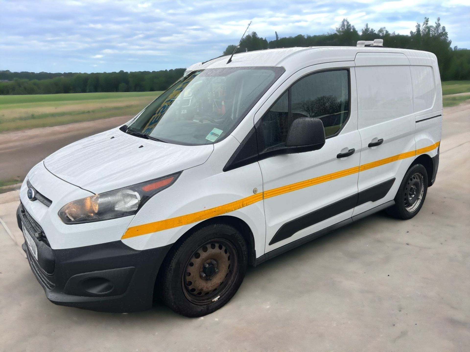 2017 FORD TRANSIT CONNECT SWB L1 VAN - RELIABLE WORKHORSE READY FOR ACTION