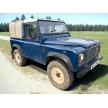 LAND ROVER DEFENDER 90 PICKUP TRUCK TD5 TRUCK CAB **NO VAT ON HAMMER**