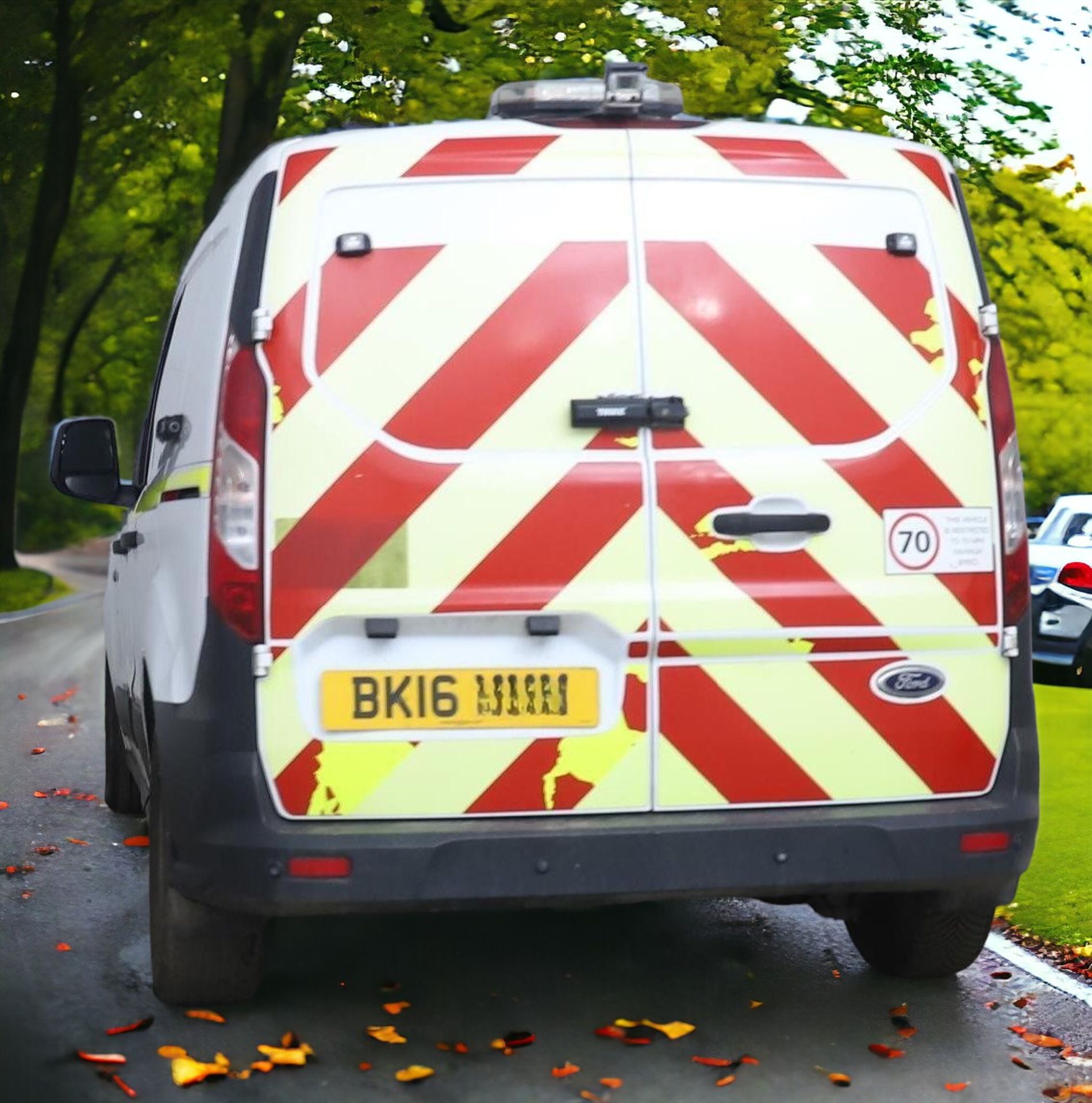 FORD TRANSIT CONNECT ECONETIC SWB PANEL VAN: COMPACT AND EFFICIENT WORKHORSE - Image 5 of 12
