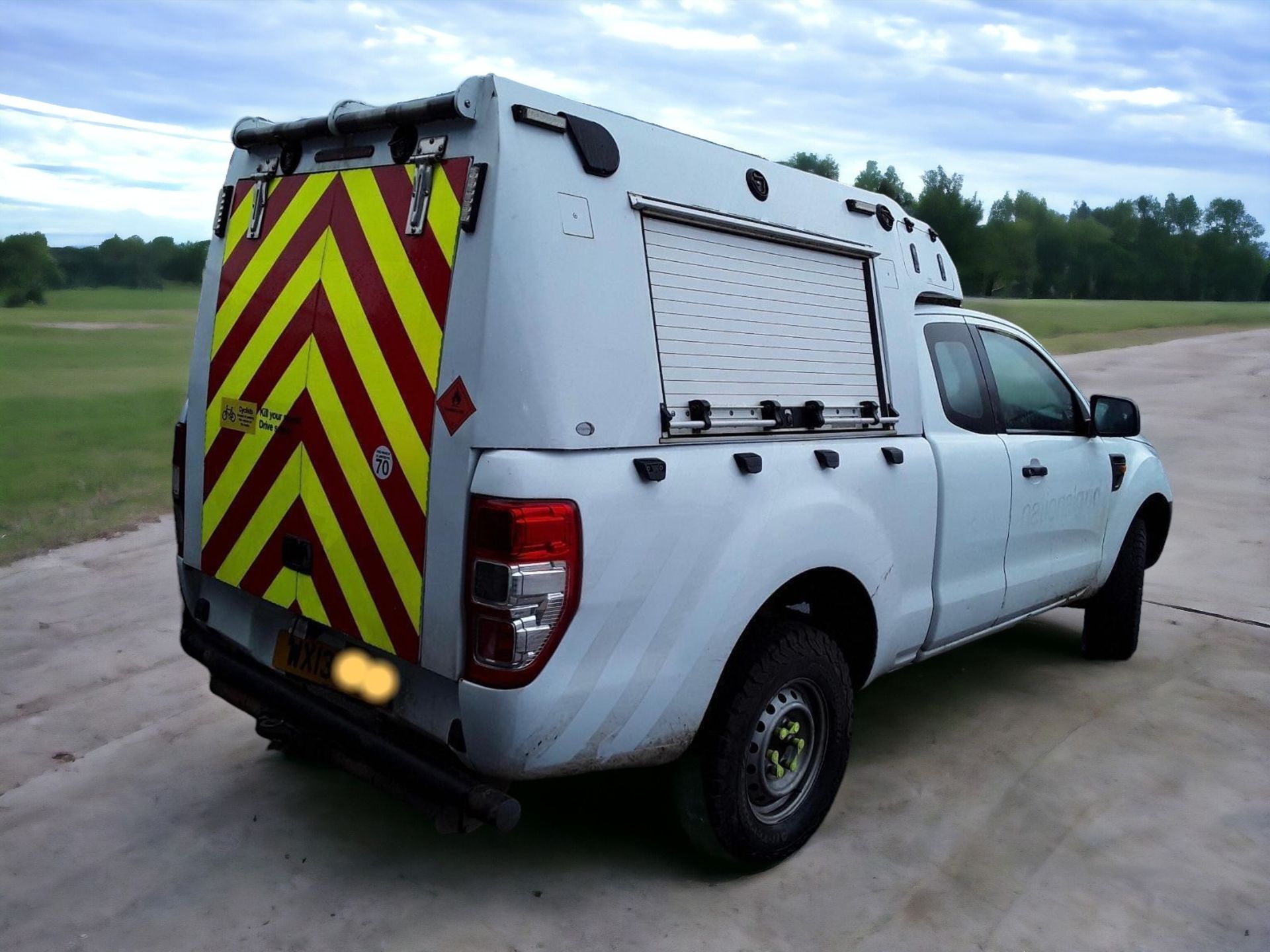 FORD RANGER XL SUPER CAB 2013 **SPARES OR REPAIRS* - Image 2 of 8