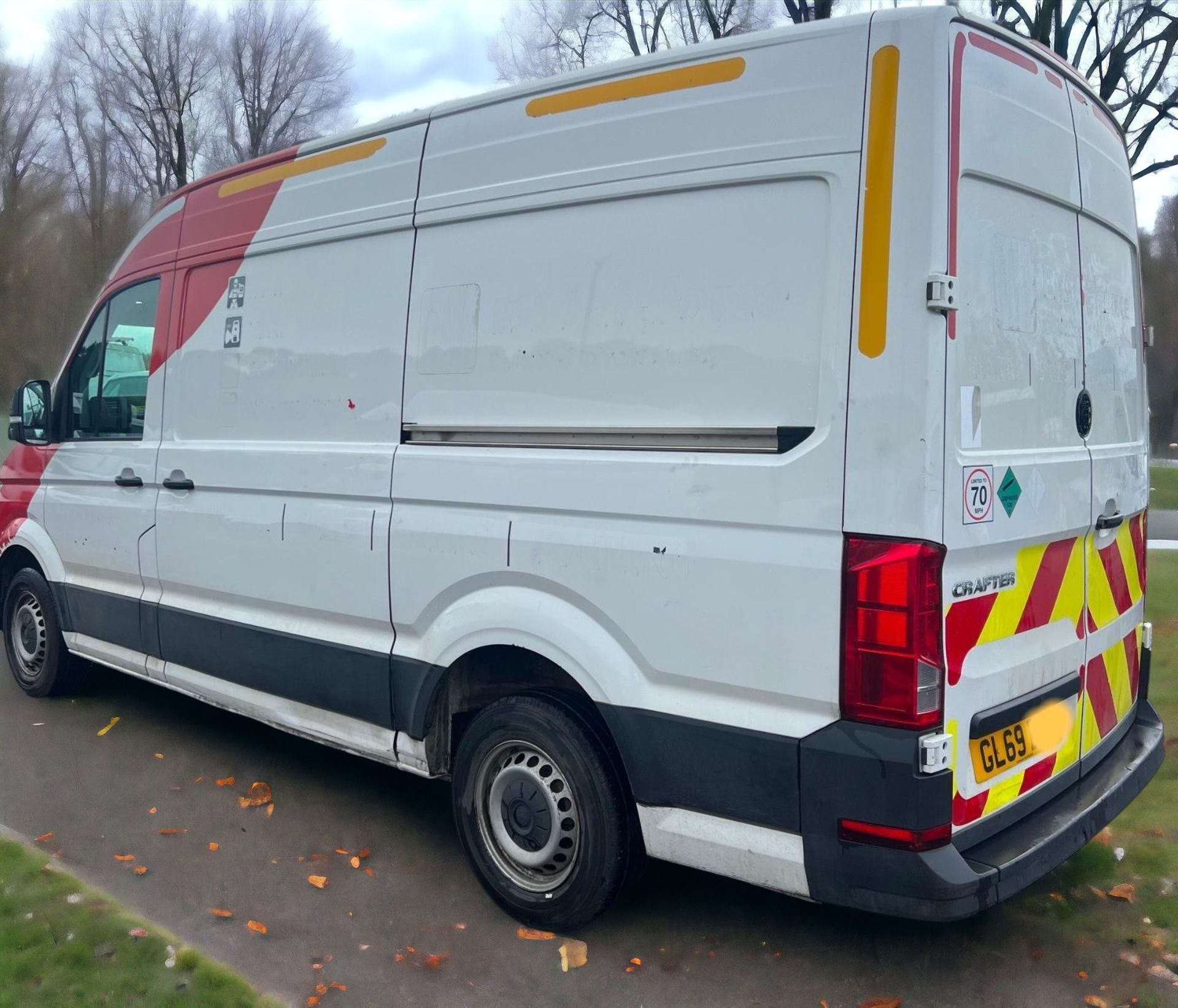 2019 VOLKSWAGEN CRAFTER CR35 MWB PANEL VAN - Image 3 of 13