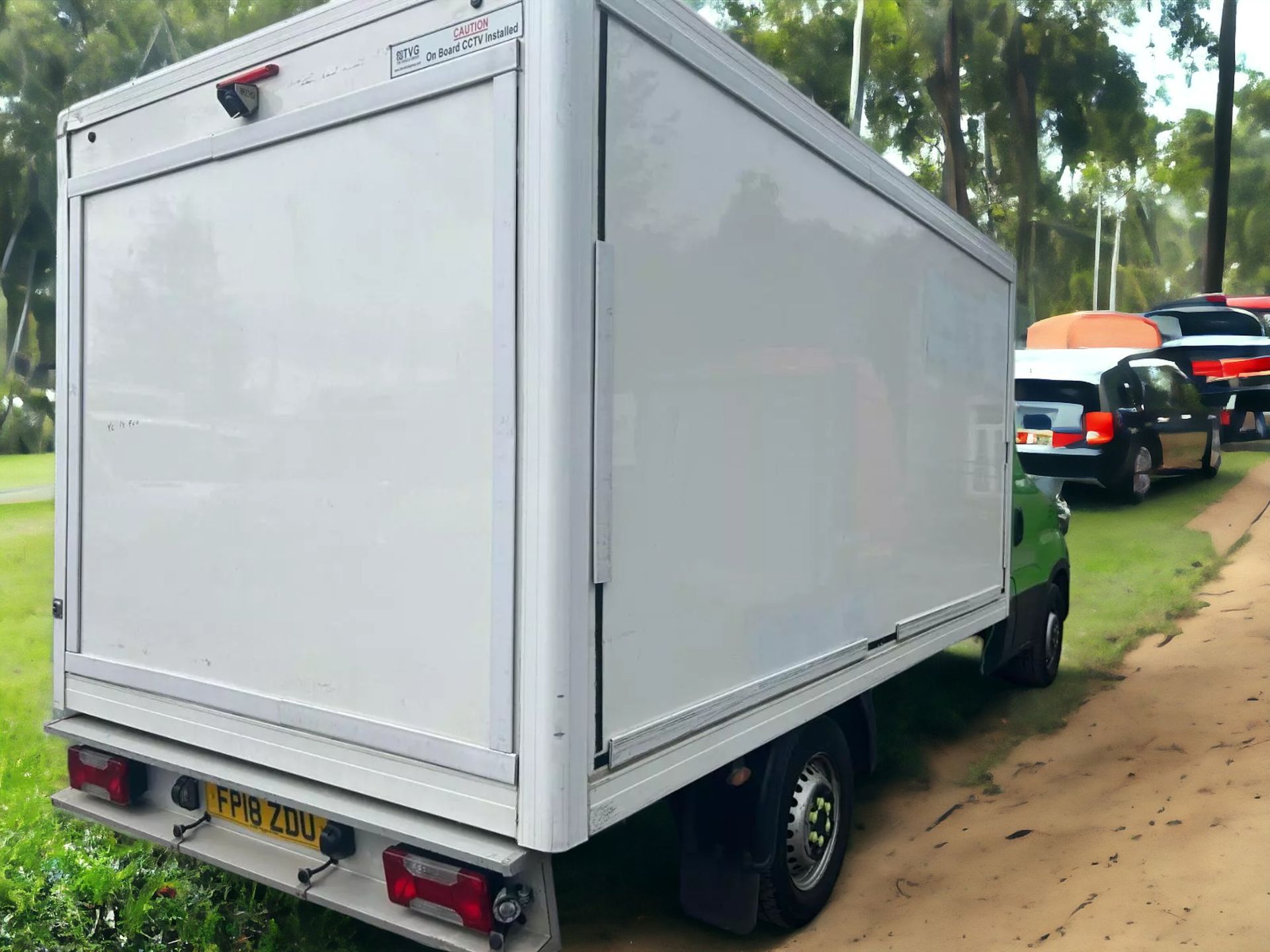 2018 IVECO DAILY 35S12 2.3HPI EU6 LONG WHEEL BASE FRIDGE FREEZER CHASSIS CAB - Image 4 of 16