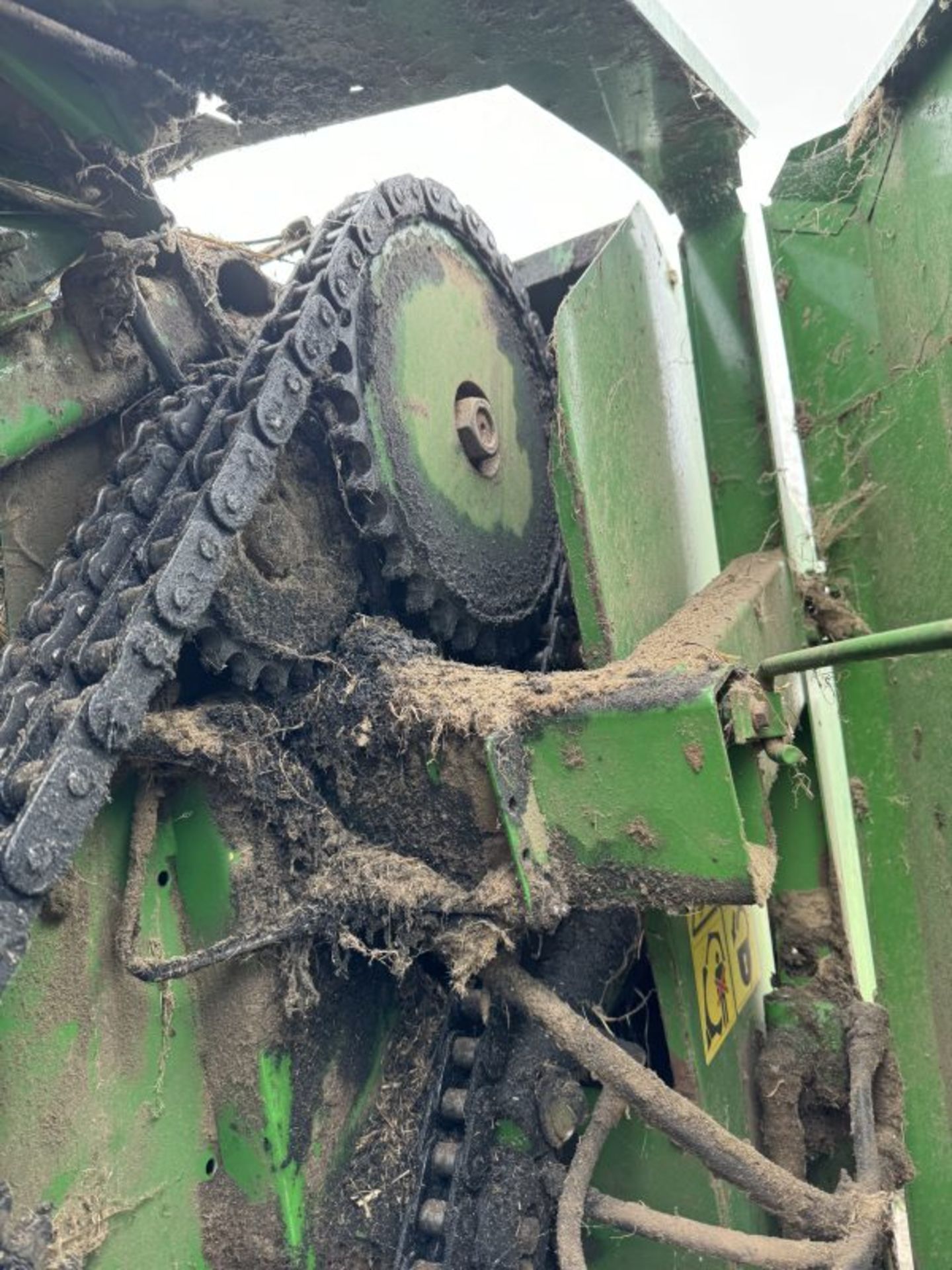 1997 VINTAGE - PRISTINE 39149 BALES HAY AUCTION - Image 14 of 14