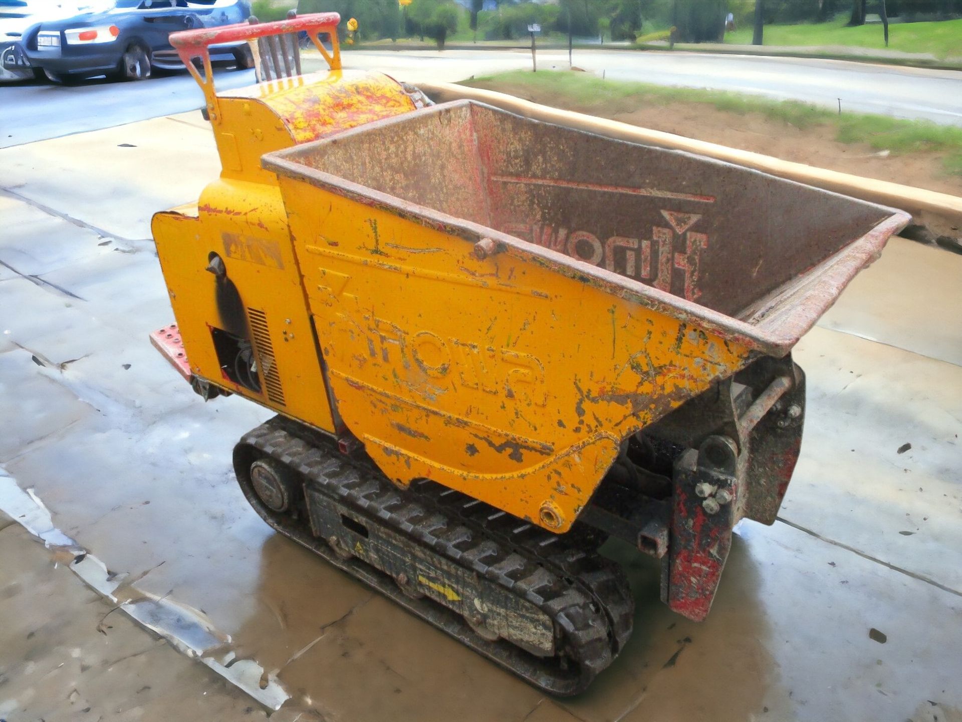 INOWA TRACKED DUMPER - Image 7 of 11