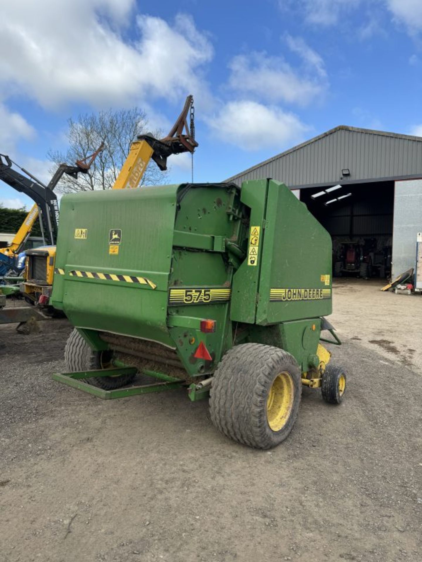 1997 VINTAGE - PRISTINE 39149 BALES HAY AUCTION - Image 4 of 14