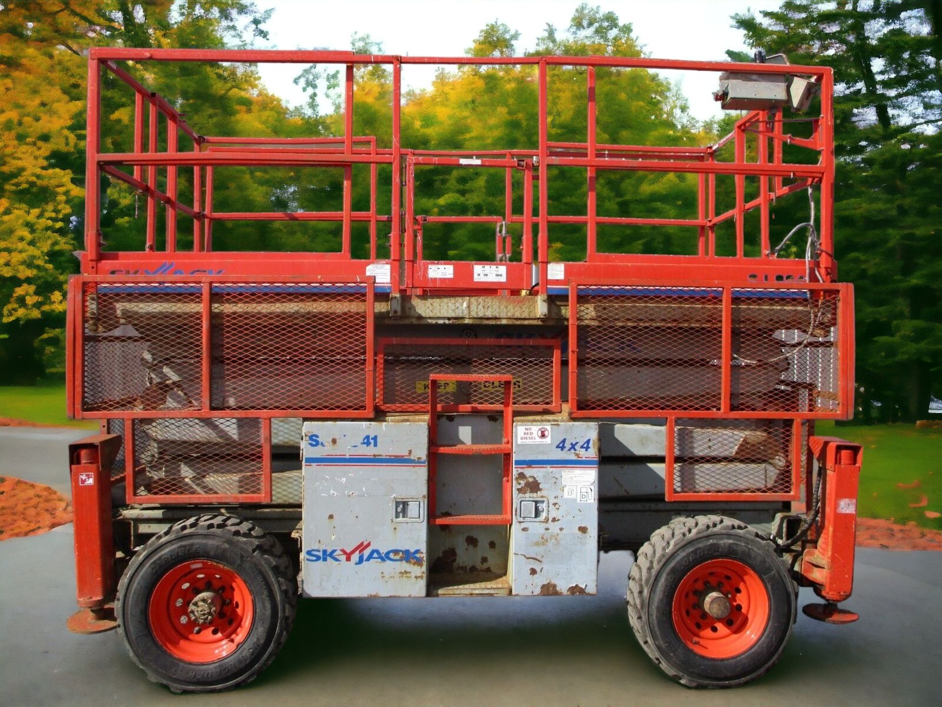 2007 ELEVATE YOUR PROJECTS WITH THE SKYJACK SJ8841 SCISSOR LIFT - Image 2 of 11