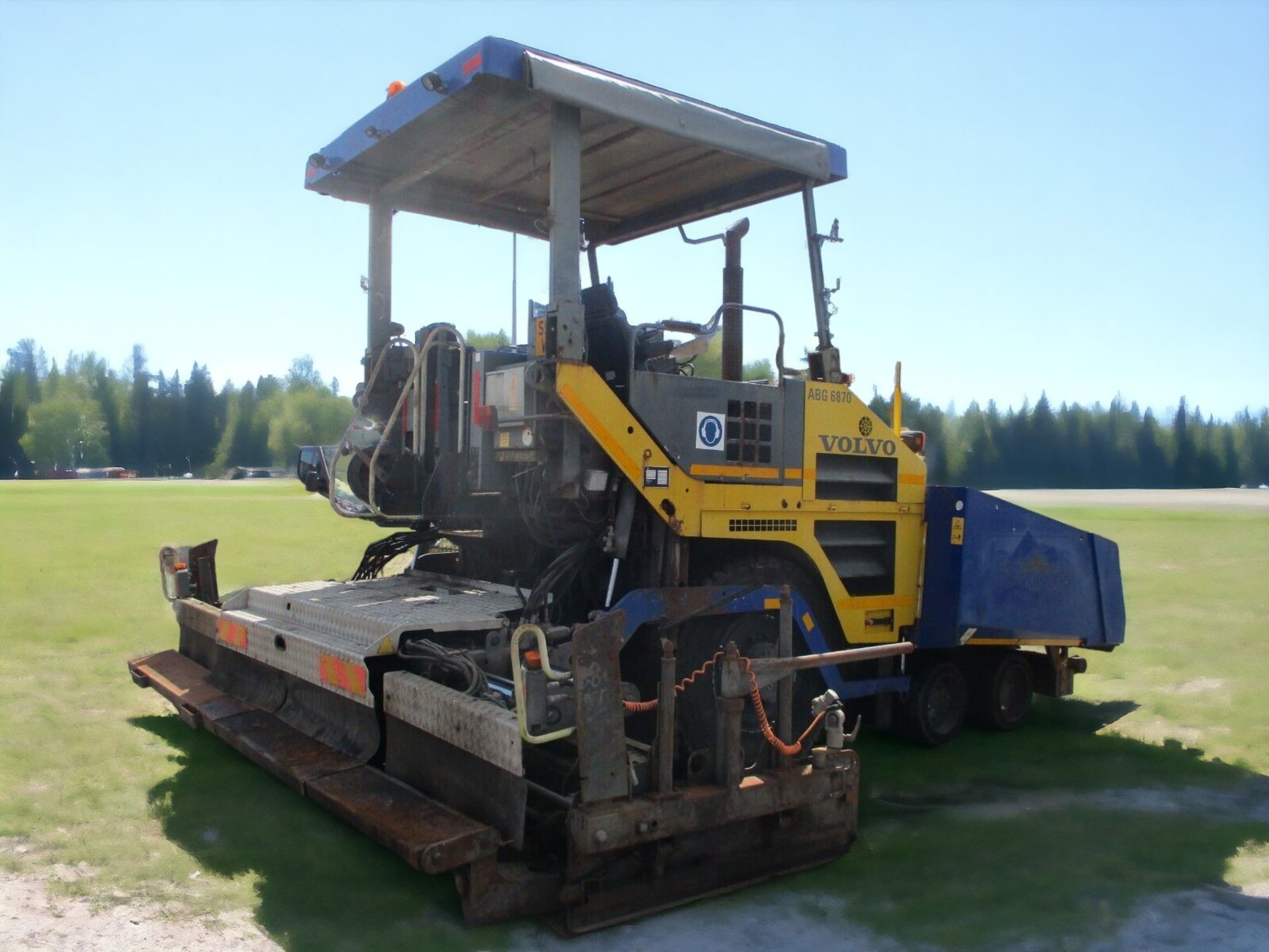 2008 VOLVO ABG TITAN 6870 TARMAC PAVER - YOUR RELIABLE ASPHALT COMPANION - Image 12 of 15