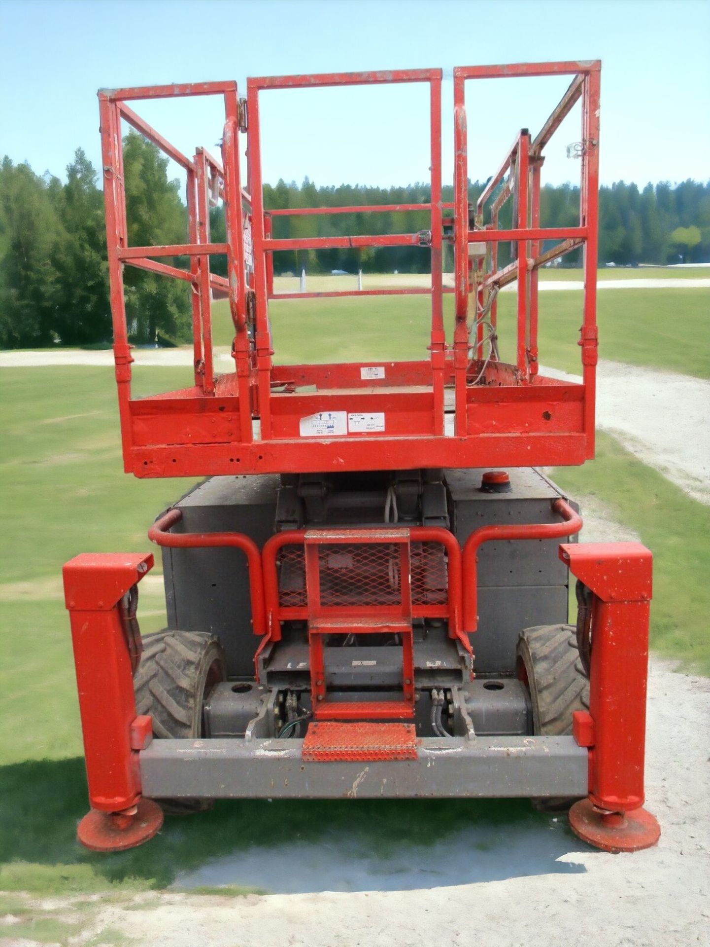 2014 SKYJACK SJ6832 SCISSOR LIFT WEIGHT 3655 KG - Image 4 of 13