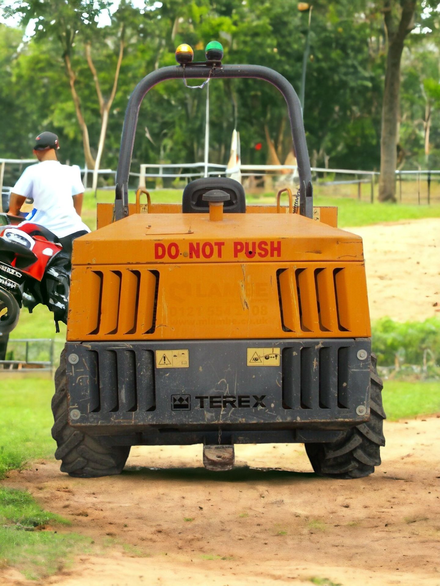 2015 TEREX 6-TON DUMPER - POWER, PRECISION, AND SAFETY COMBINED - Image 6 of 12