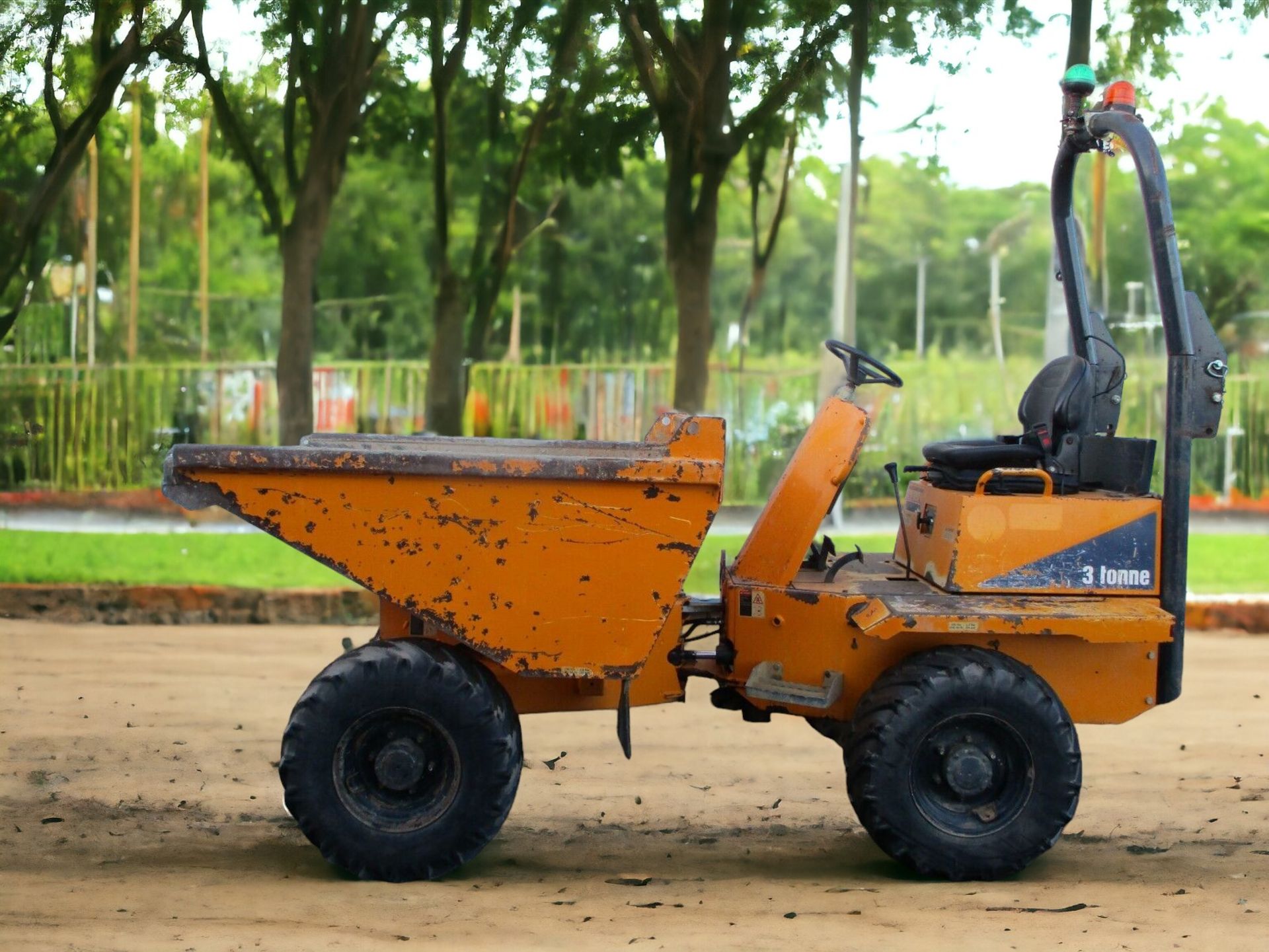 2016 THWAITES 3-TON DUMPER - READY TO TACKLE YOUR TOUGHEST JOBS