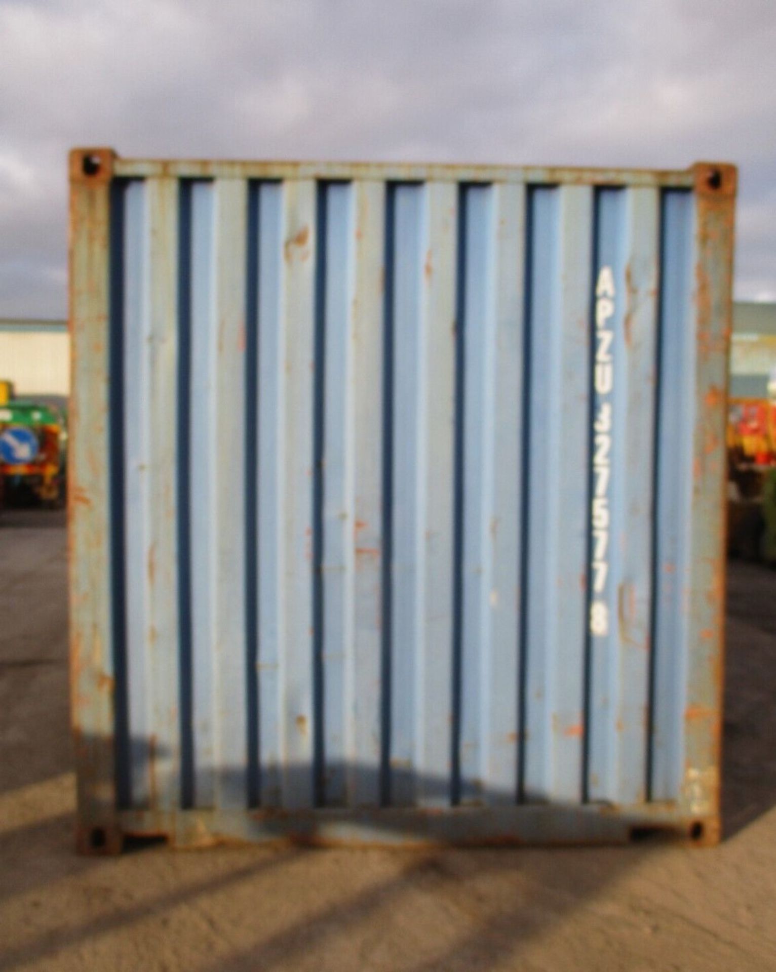 20 FEET LONG X 8 FEET WIDE SHIPPING CONTAINER: VERSATILE STORAGE SOLUTION - Image 3 of 10
