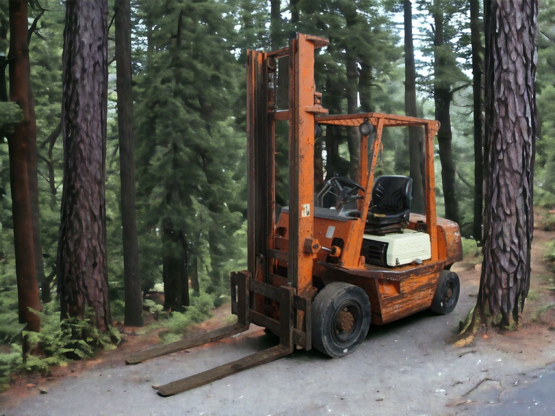 TOYOTA 4FDF25 FORKLIFT - Image 5 of 10