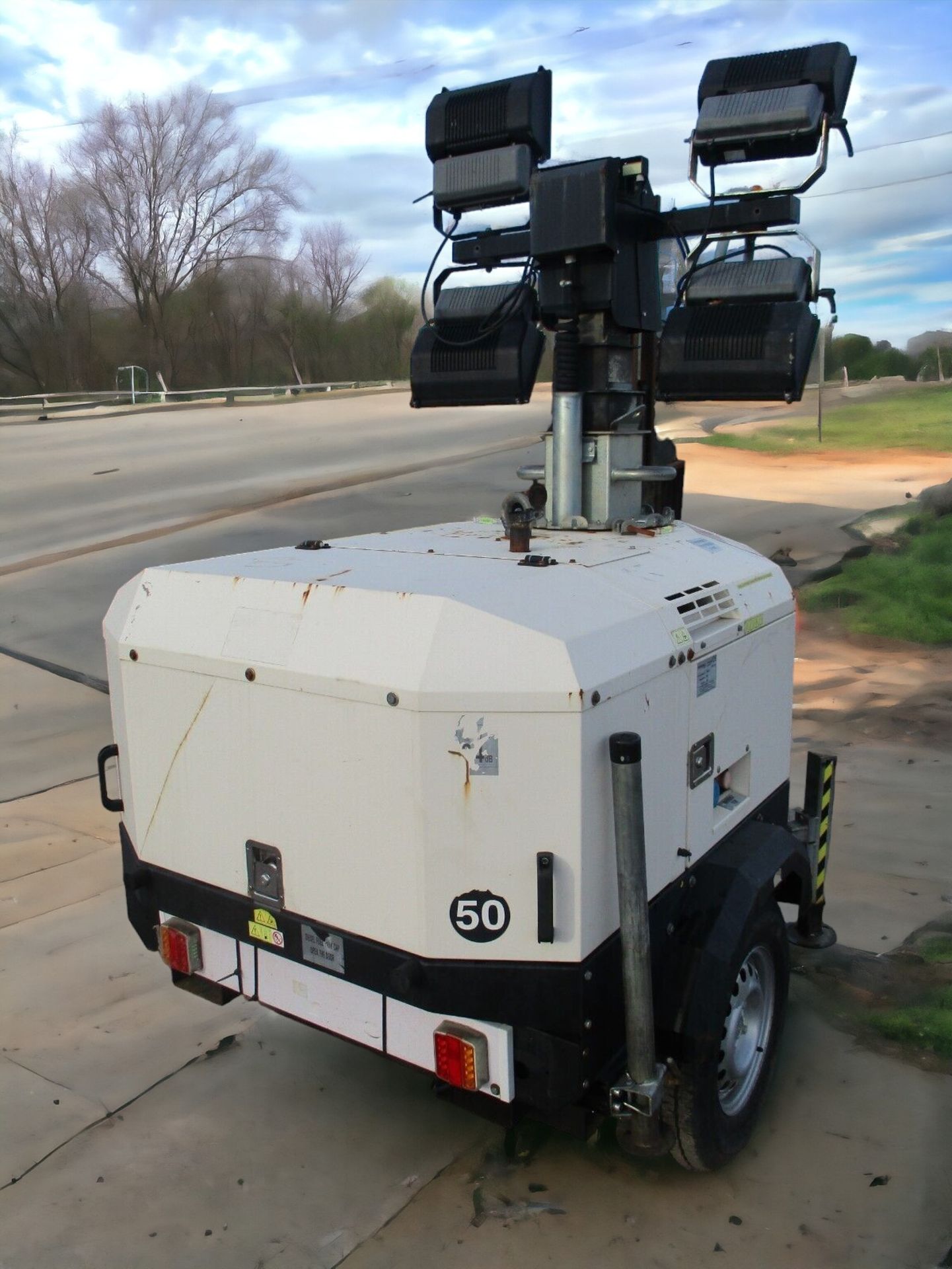 GENERAC VB9 LIGHTING TOWER - Image 3 of 10