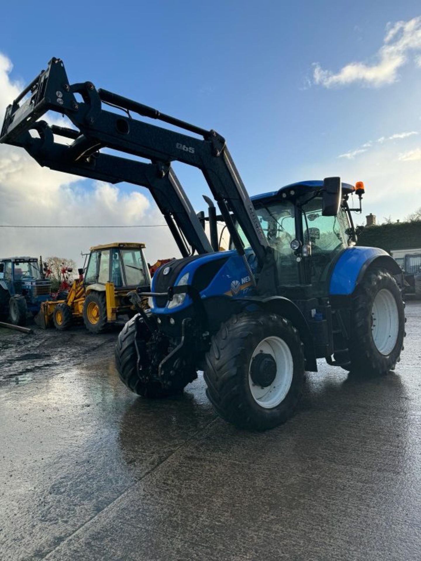 NEW HOLLAND T7.190 C/W QUICKE LOADER - Image 7 of 9