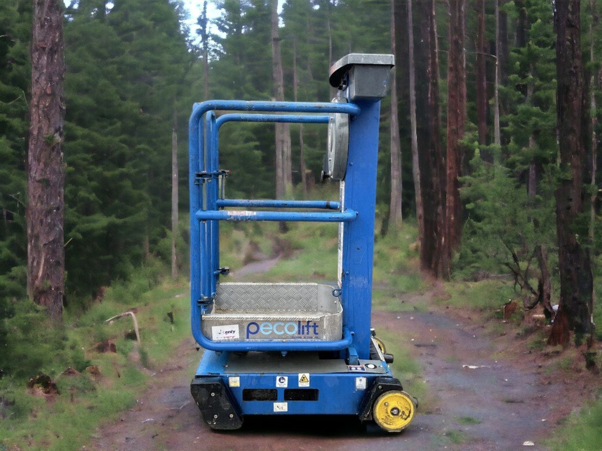 2014 POWER TOWER PECOLIFT PUSH AROUND LIFT - Image 9 of 9