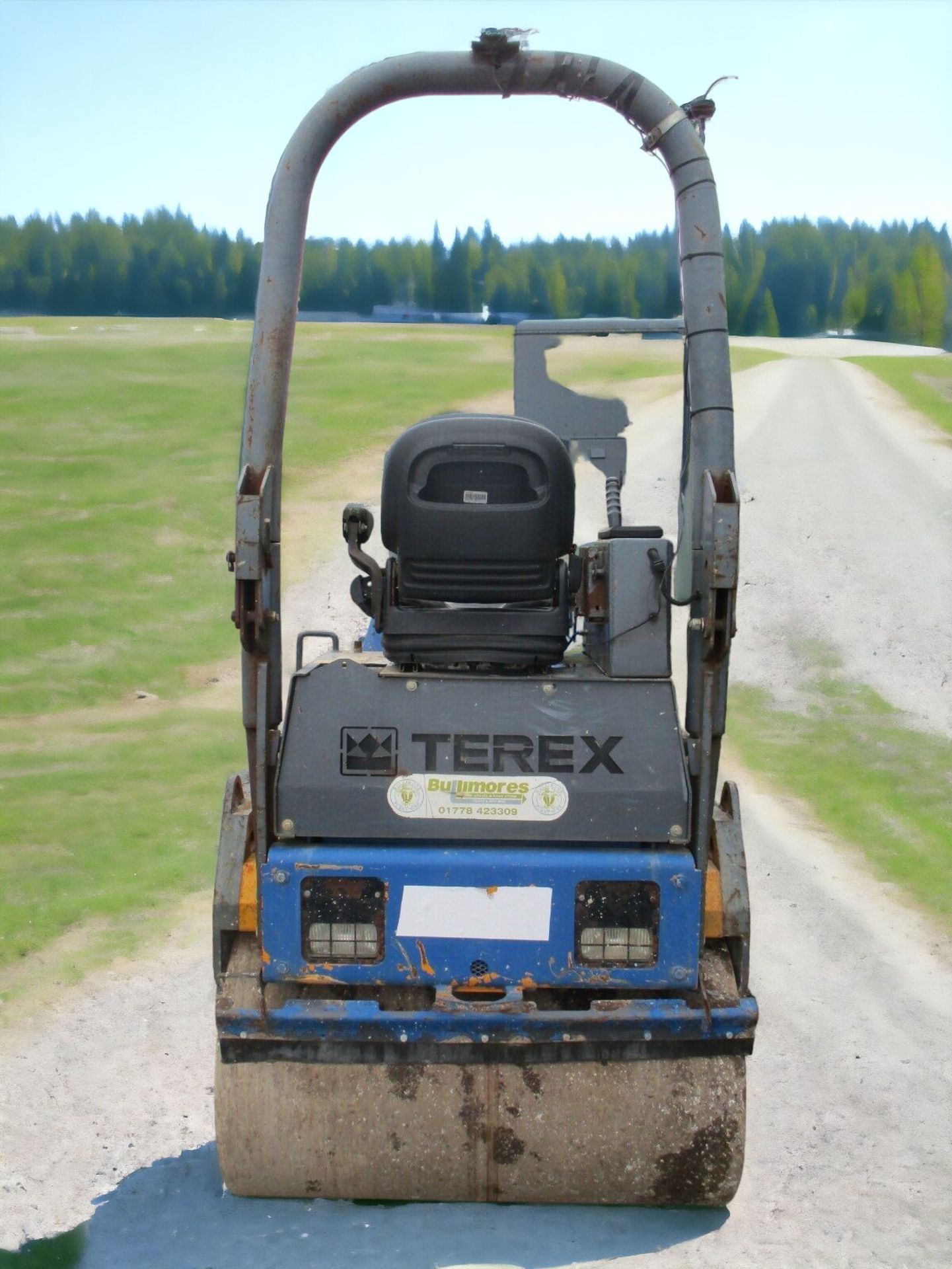 ACHIEVE SMOOTH AND UNIFORM COMPACTION WITH THE TEREX TV1200 ROLLER - Bild 3 aus 10