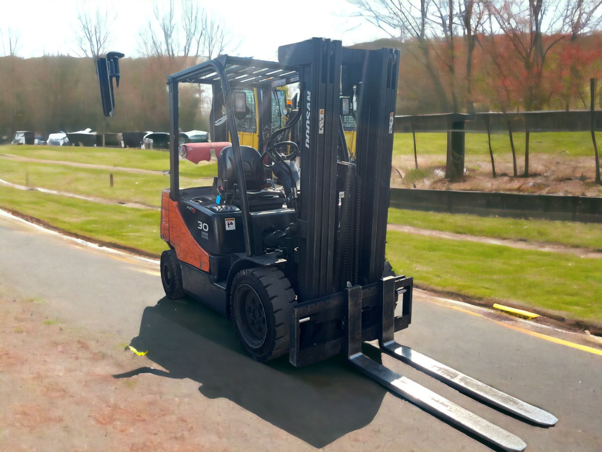 DOOSAN G30E-5 LPG FORKLIFT - 2013 - Image 4 of 6