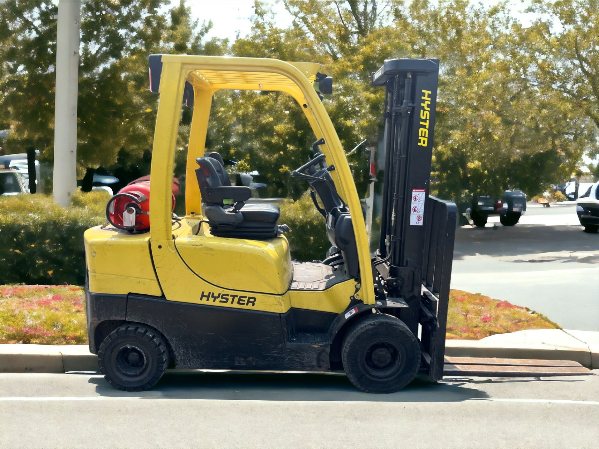 HYSTER LPG FORKLIFT - MODEL H2.5CT (2014)