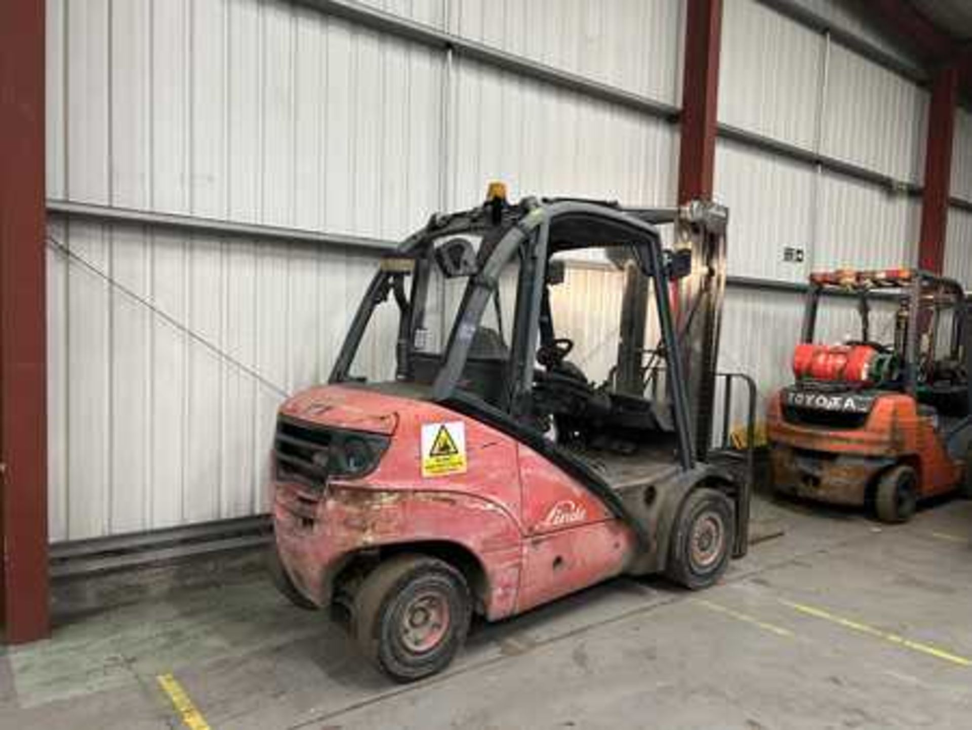 >>>SPECIAL CLEARANCE<<< DIESEL FORKLIFTS LINDE H35D - Image 6 of 6