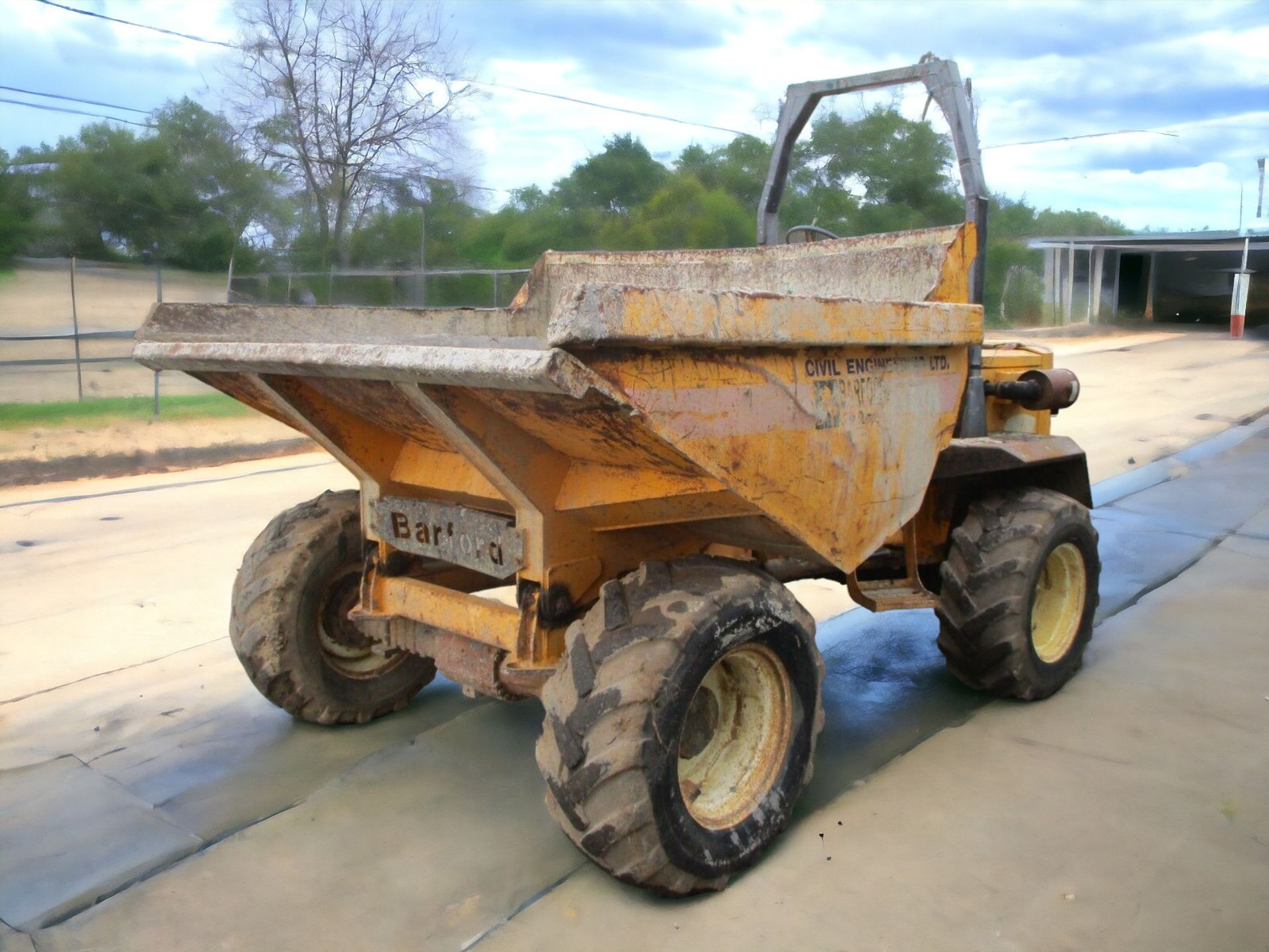 BARFORD 7-TON DUMPER WITH RELIABLE IVECO TURBO ENGINE - Image 10 of 10